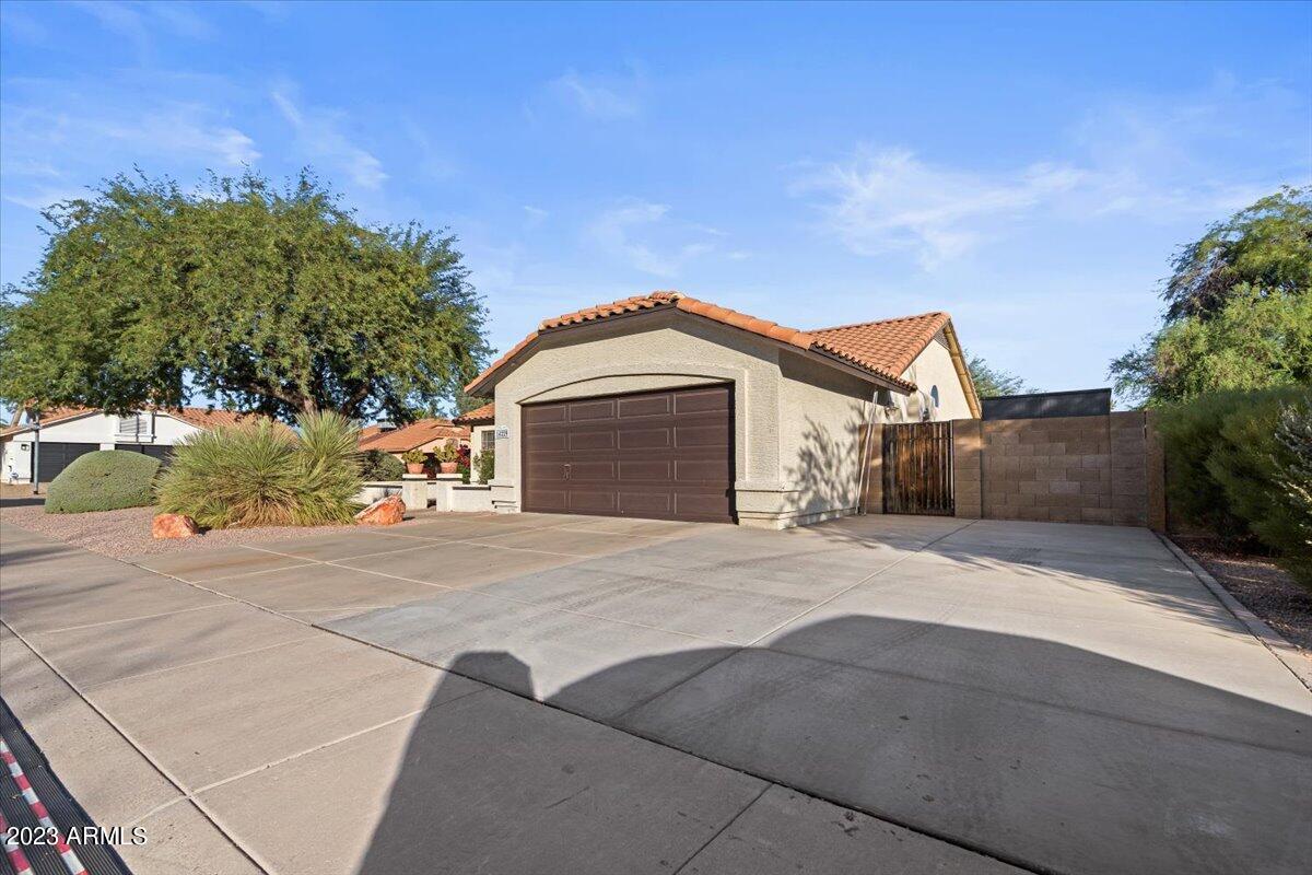 14229 N 56TH Place