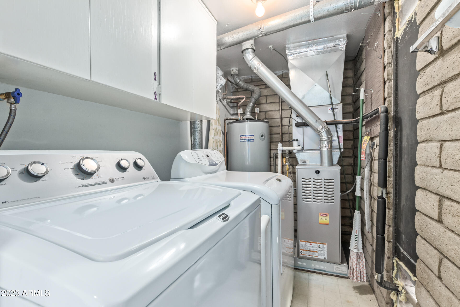 110 W MISSOURI Avenue Unit: 11