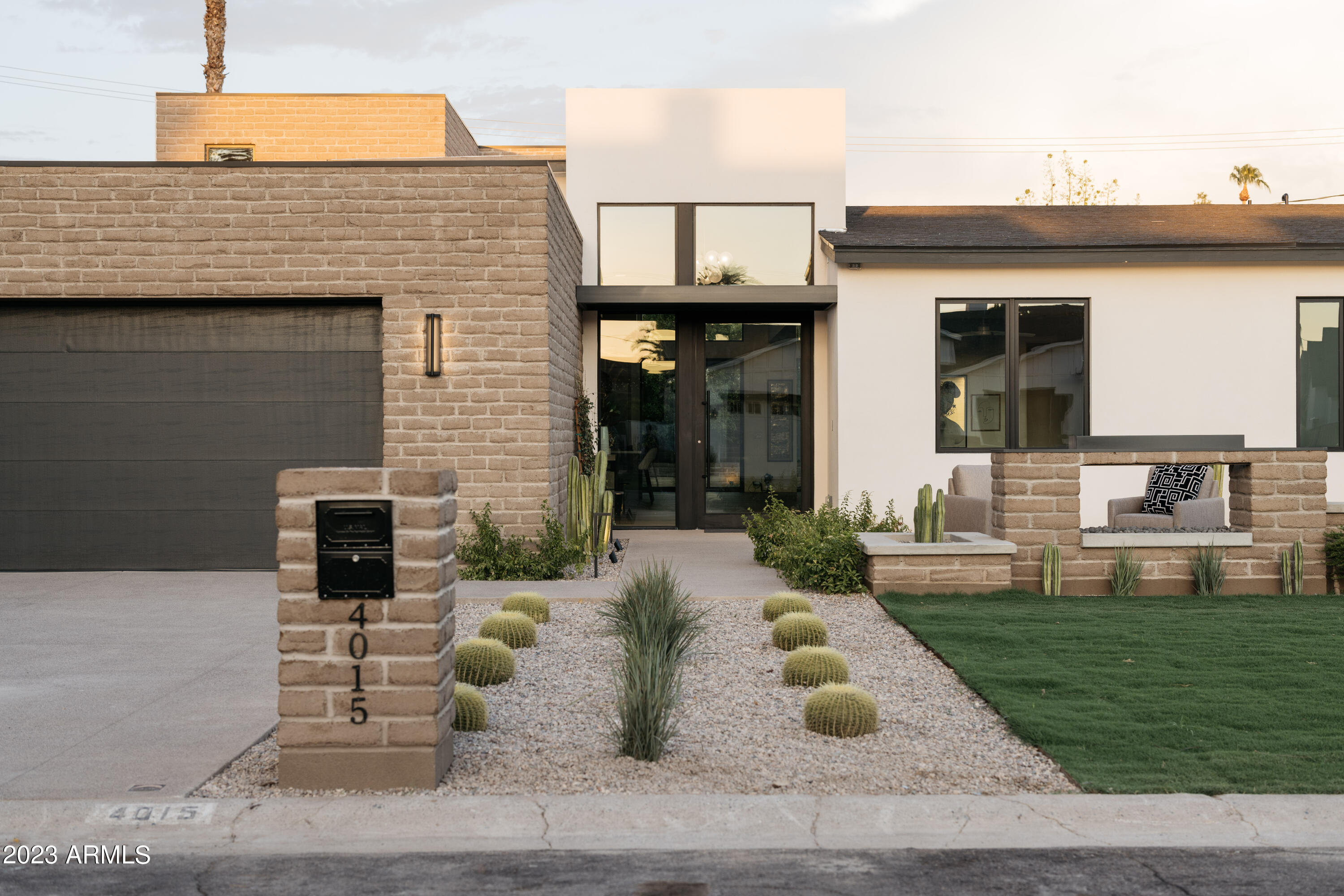 4015 N 40TH Place