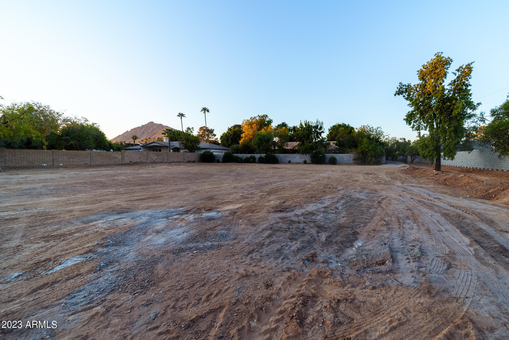 6733 E EXETER Boulevard Unit: 2