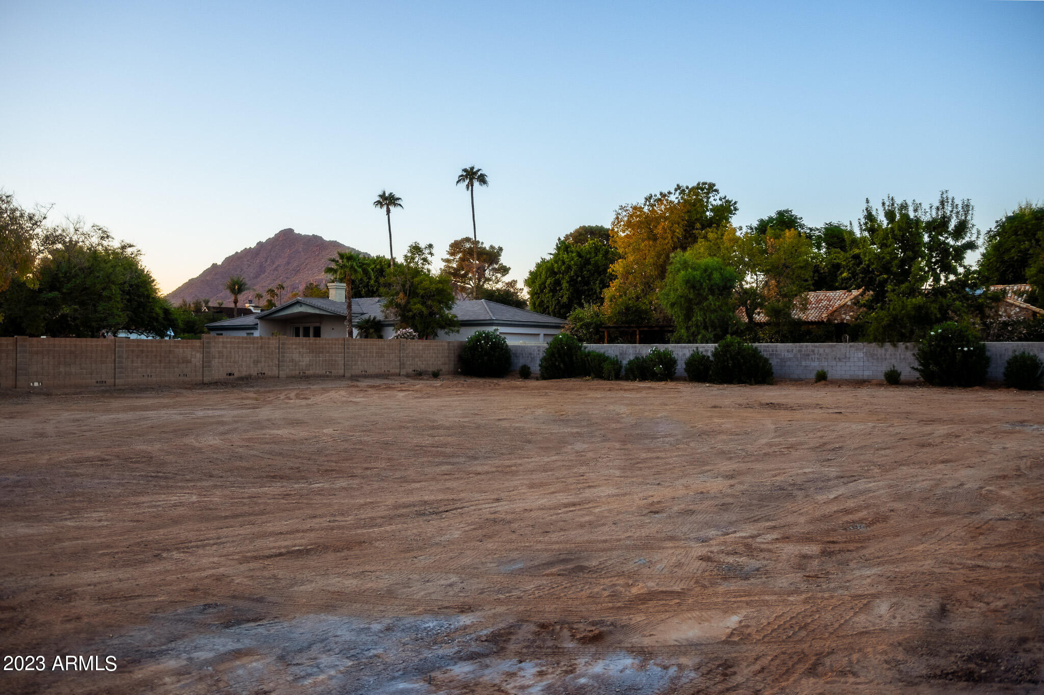 6733 E EXETER Boulevard Unit: 2