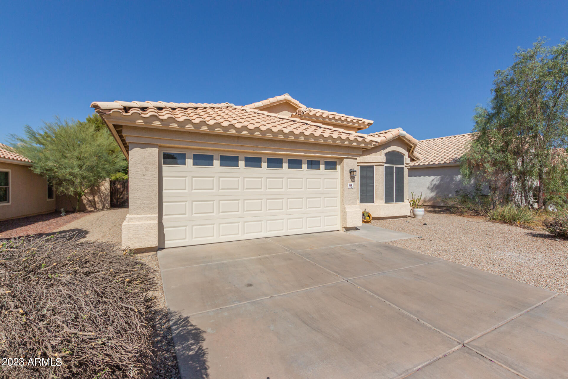 664 E GAIL Drive