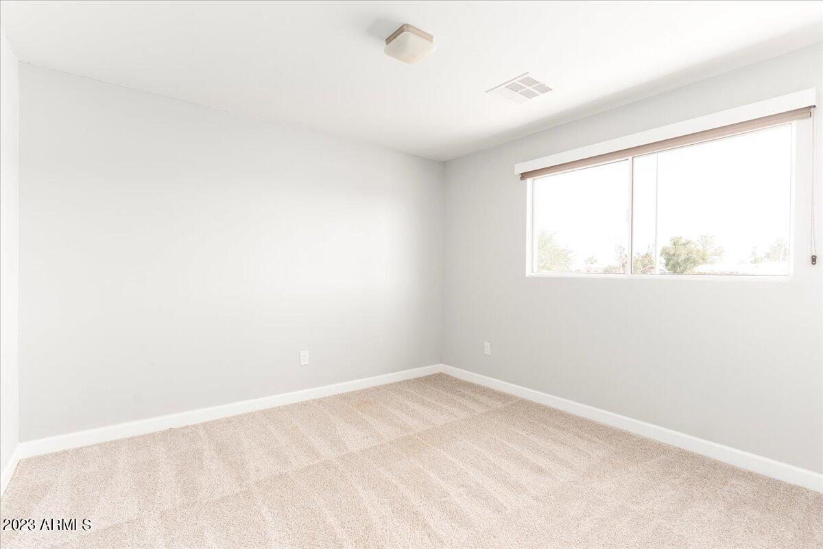 2428 N 68TH Place