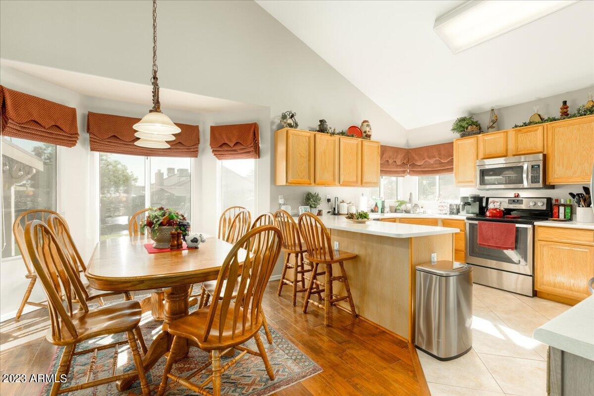 19011 N 47TH Circle