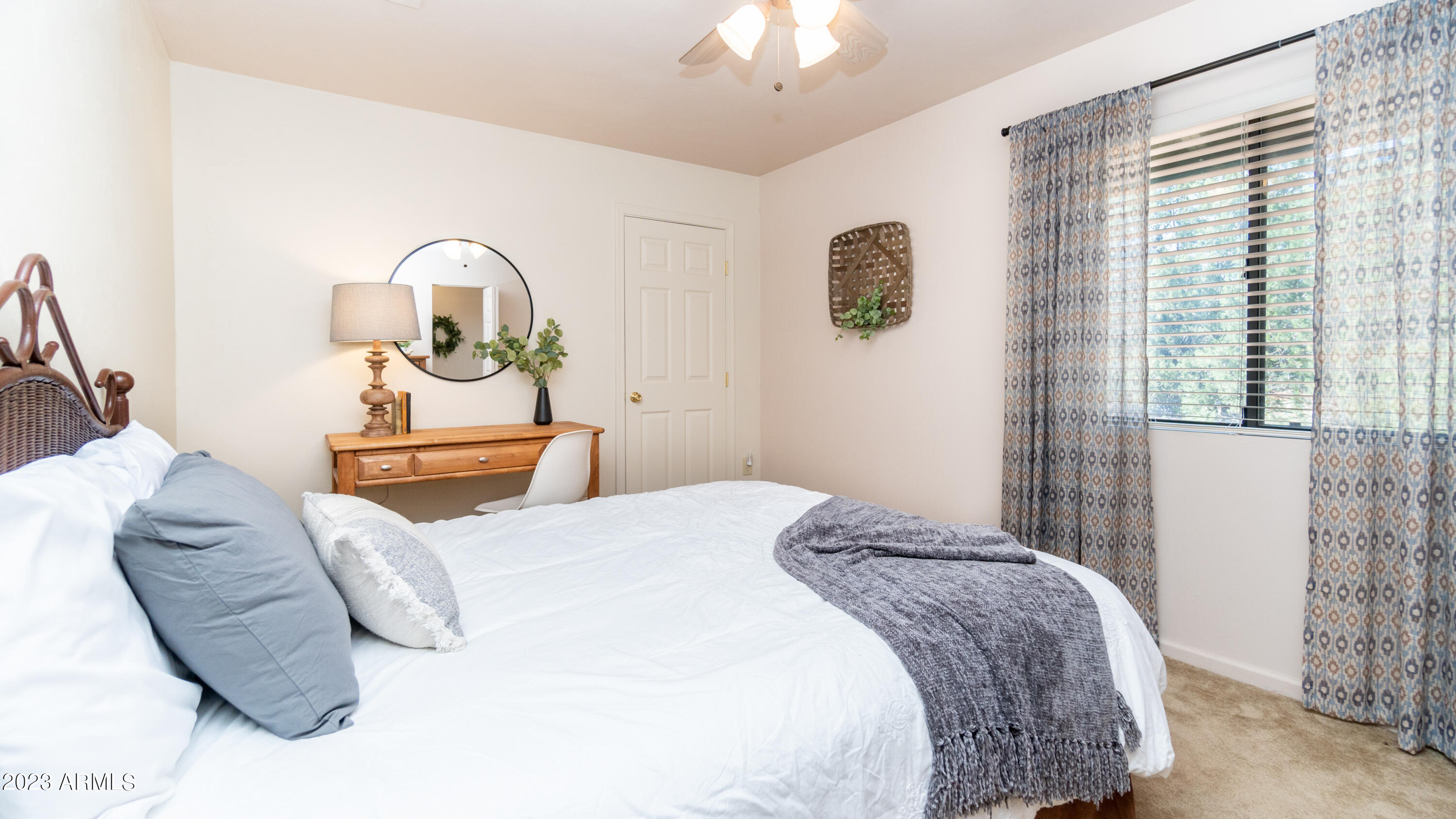 131 E JACKSHOE Trail