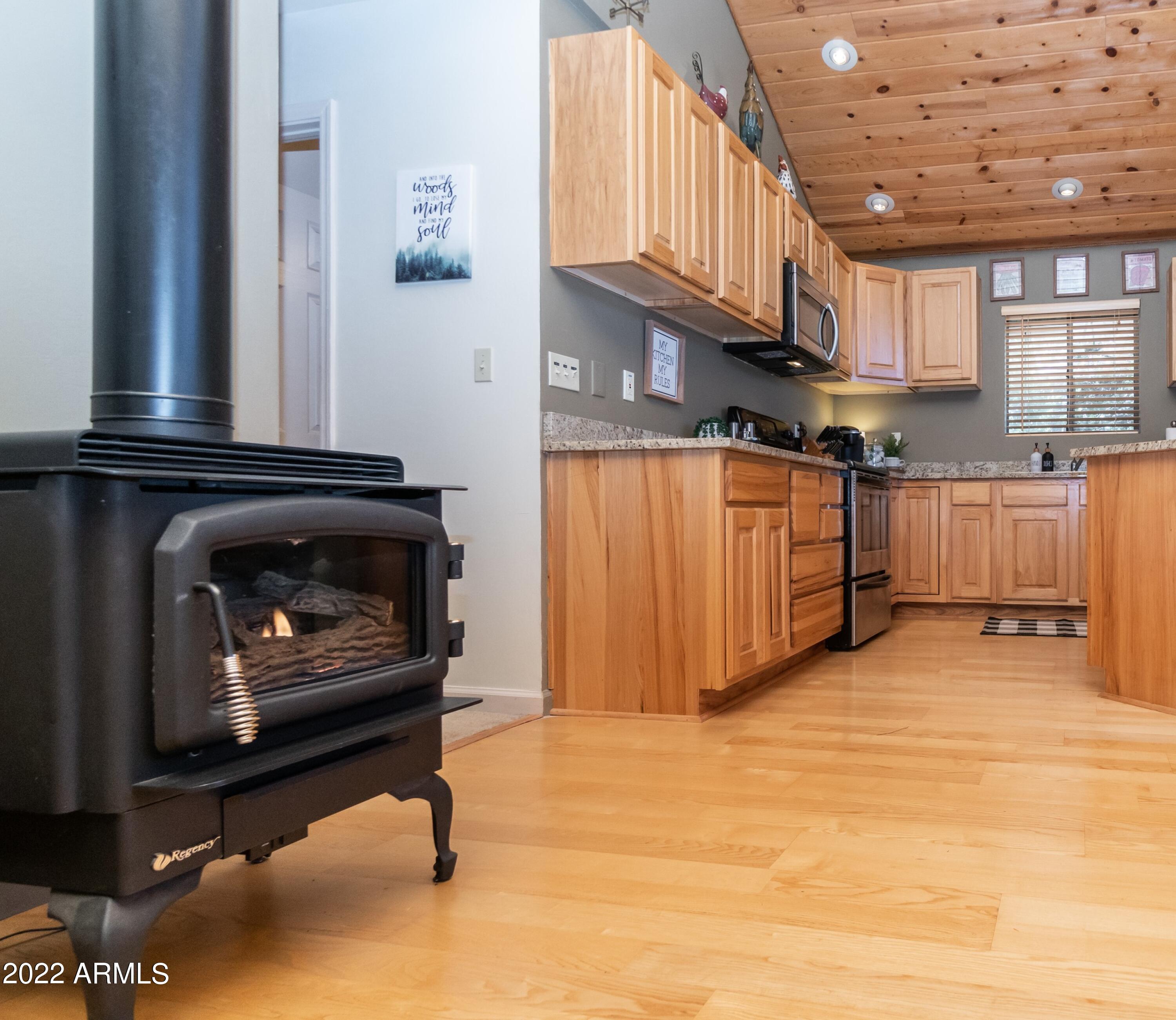 131 E JACKSHOE Trail