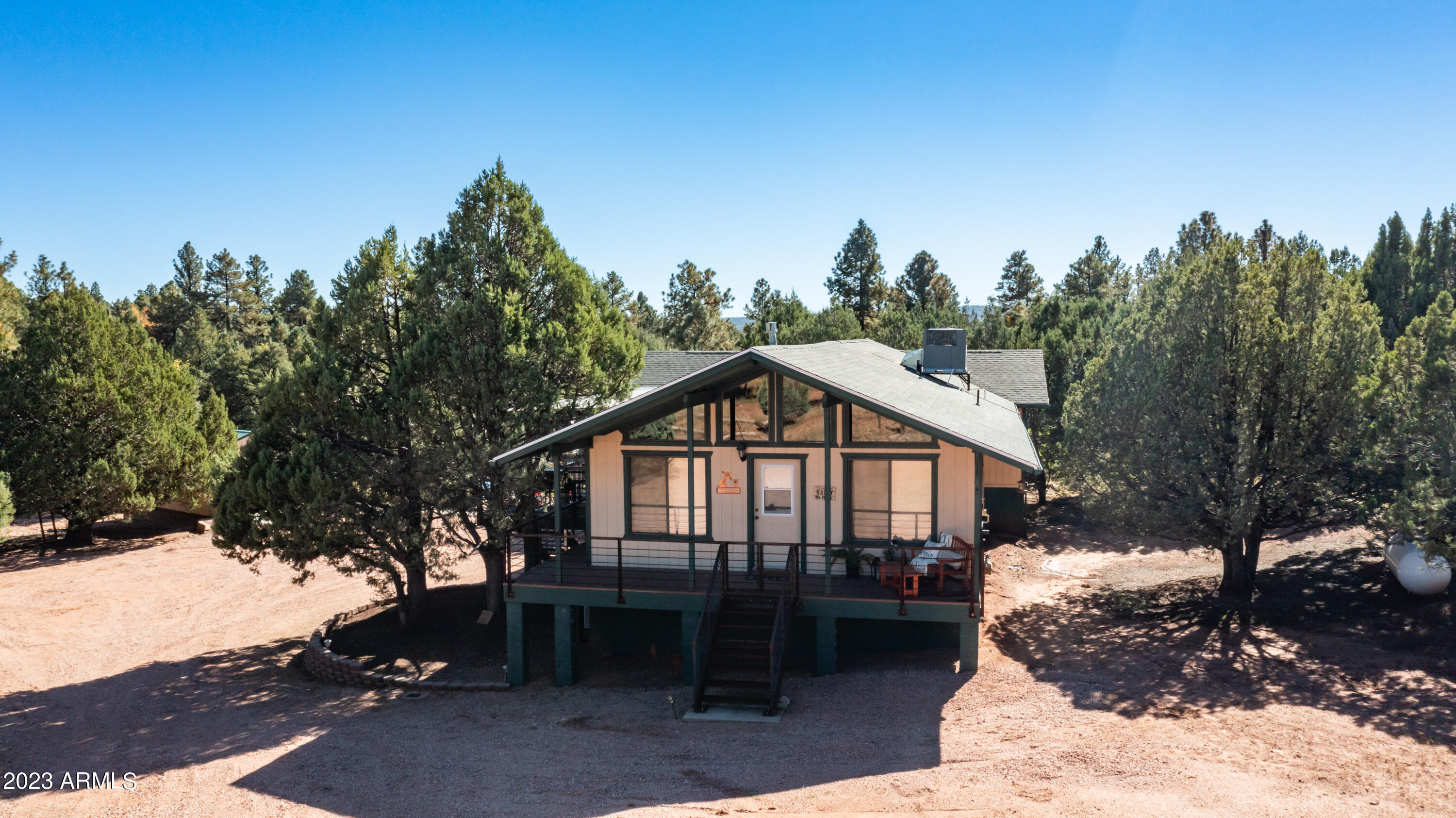 131 E JACKSHOE Trail