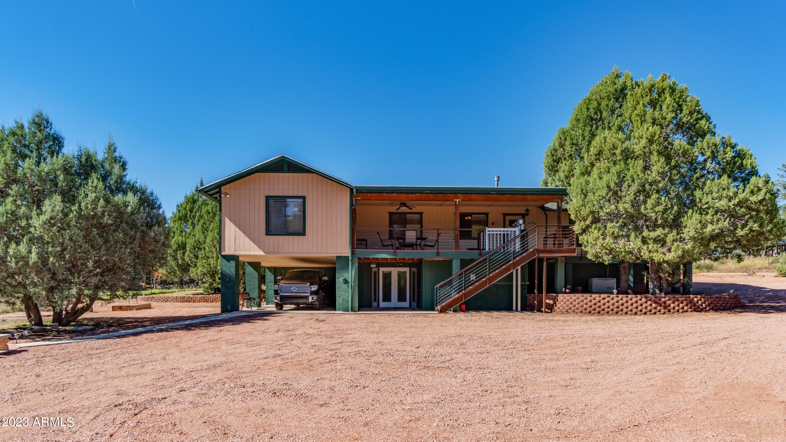 131 E JACKSHOE Trail