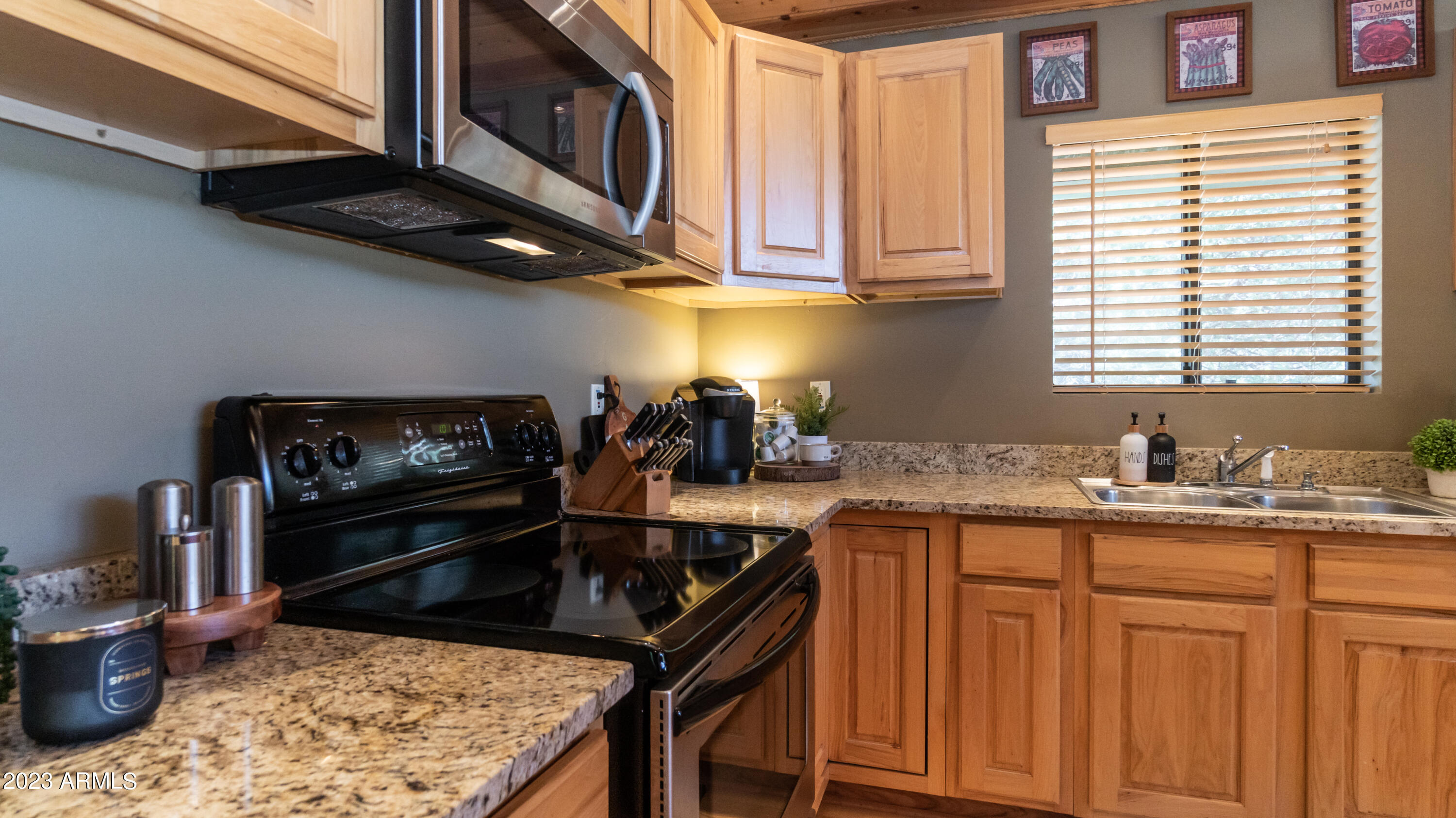 131 E JACKSHOE Trail