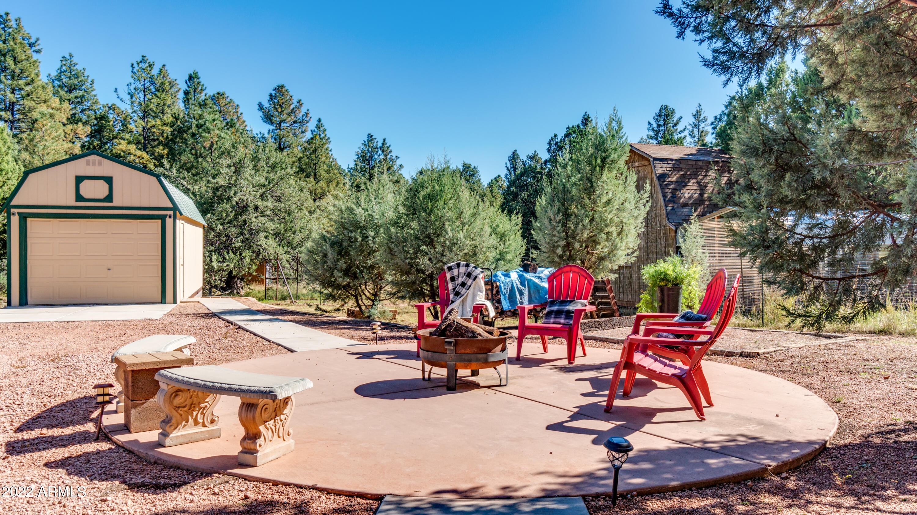 131 E JACKSHOE Trail