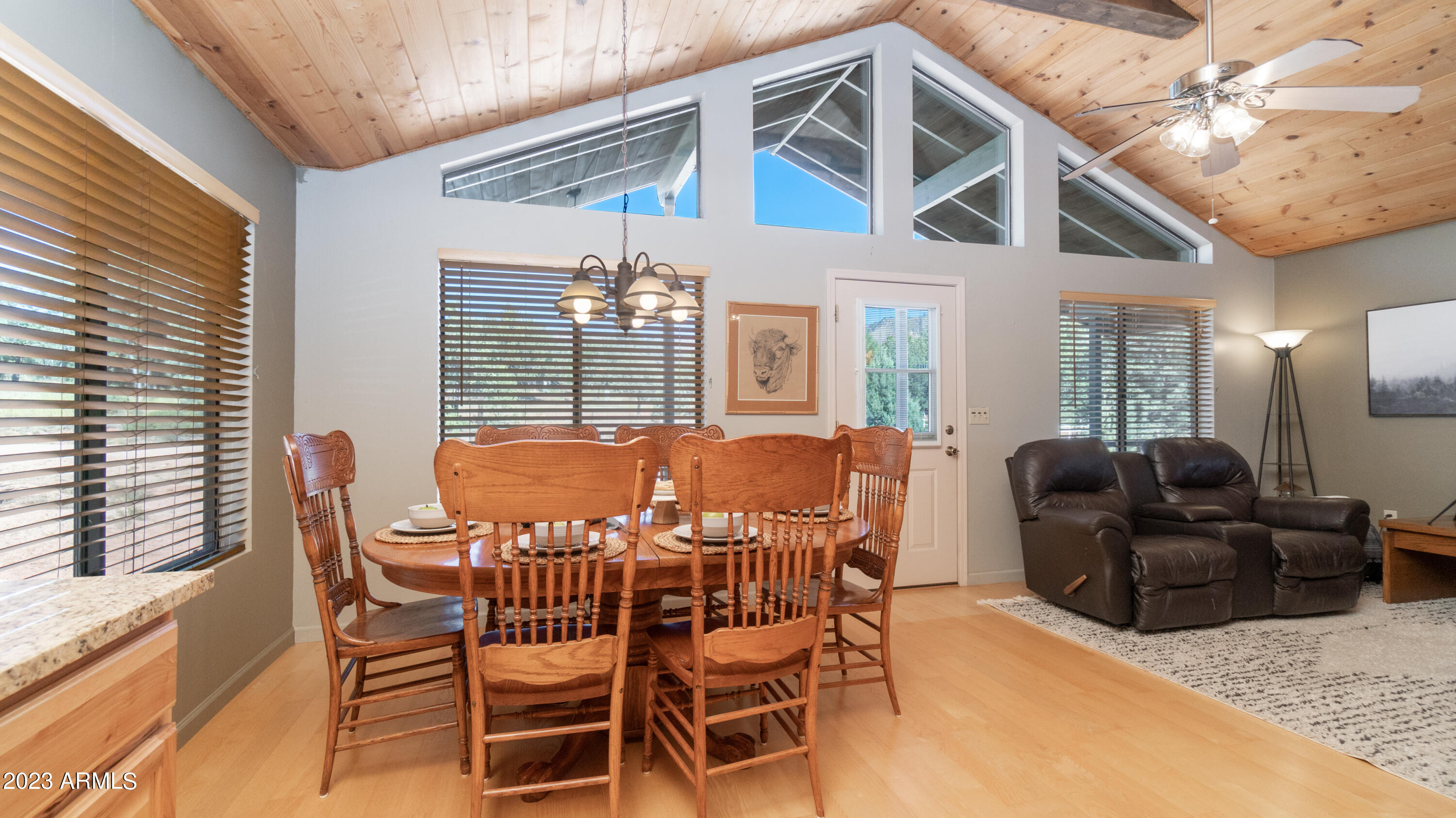 131 E JACKSHOE Trail