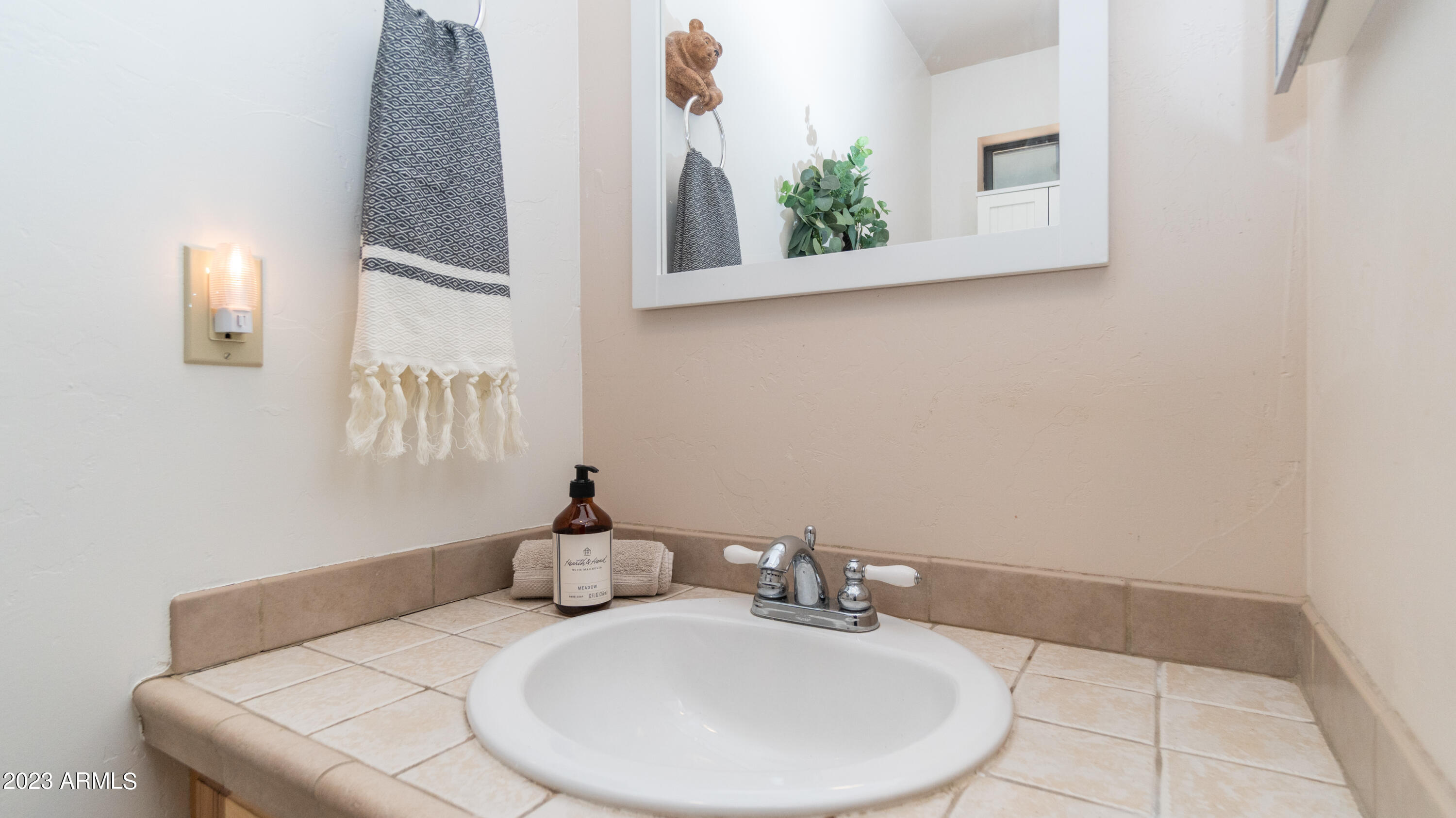 131 E JACKSHOE Trail