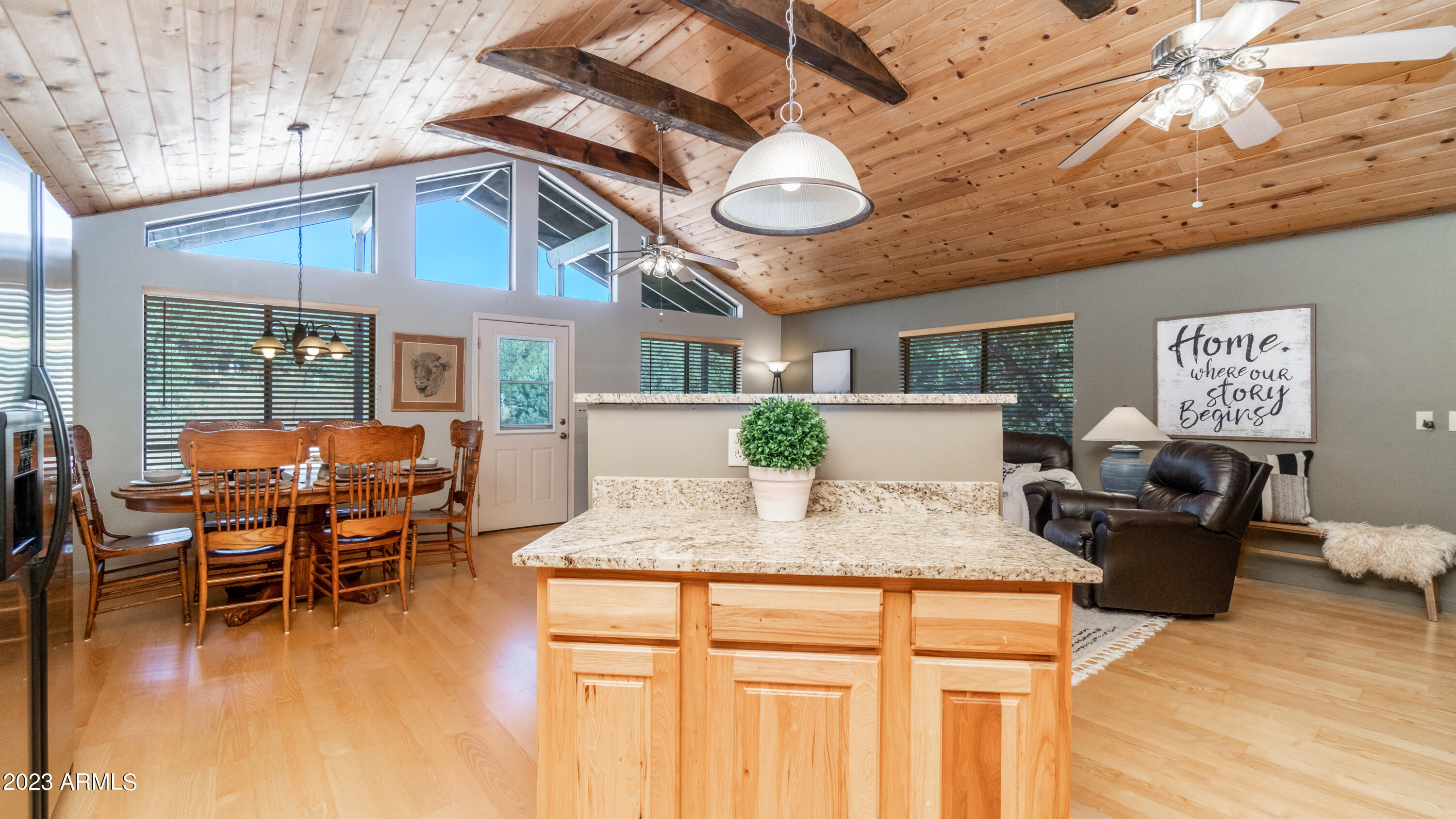 131 E JACKSHOE Trail