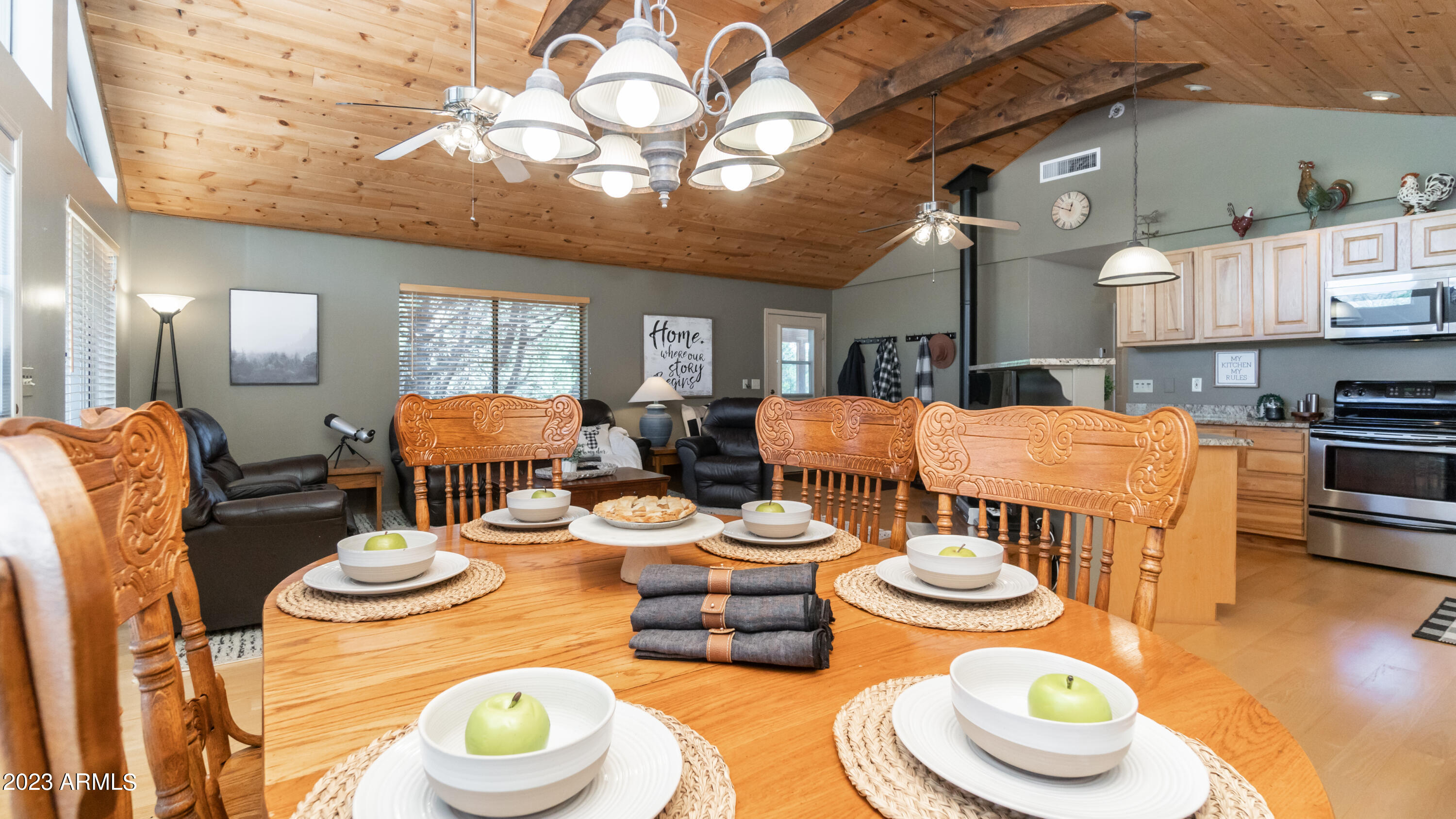 131 E JACKSHOE Trail