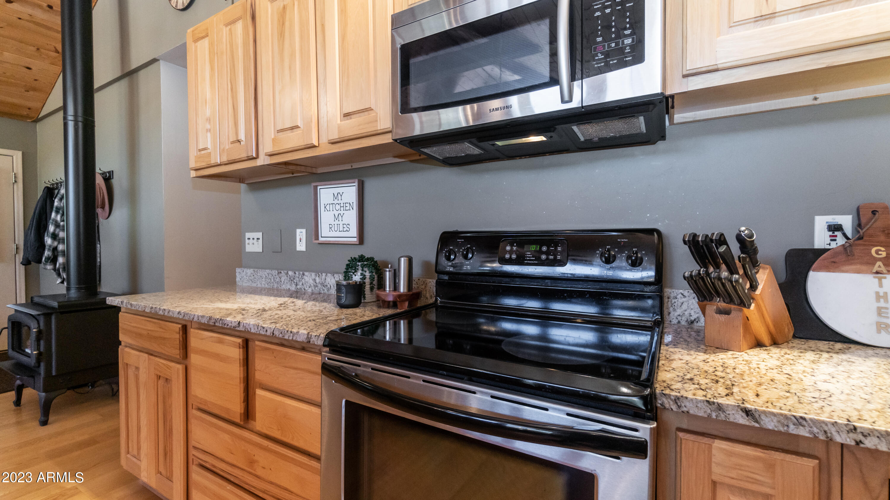131 E JACKSHOE Trail