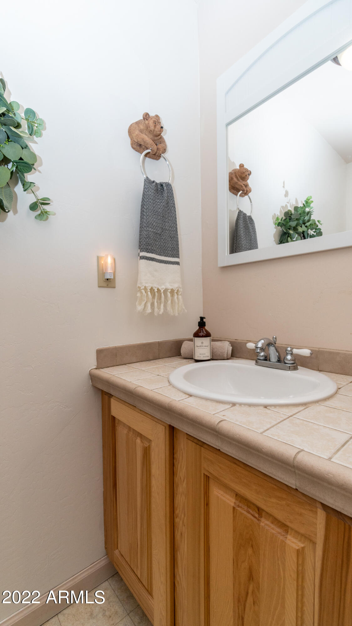 131 E JACKSHOE Trail
