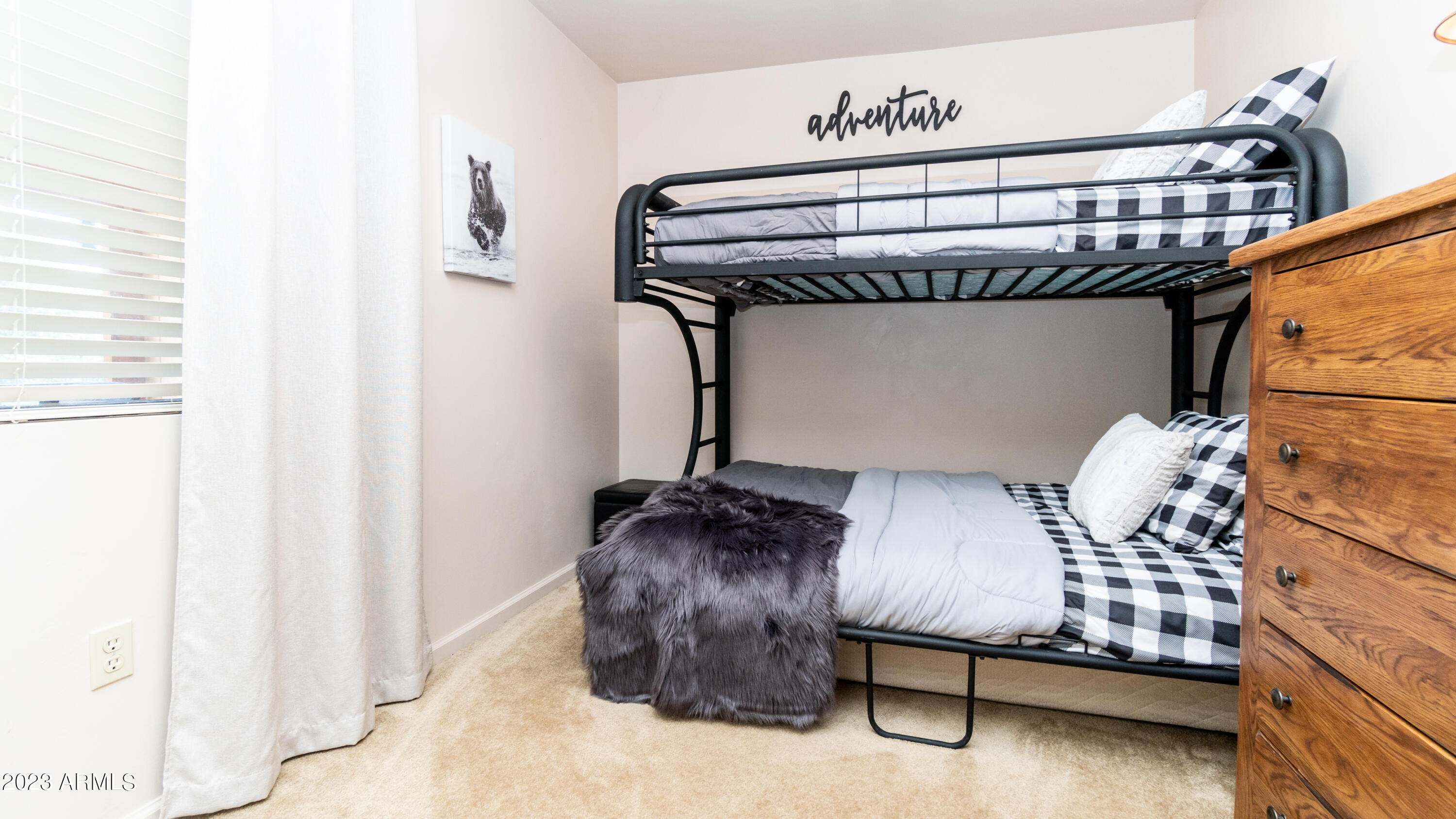 131 E JACKSHOE Trail