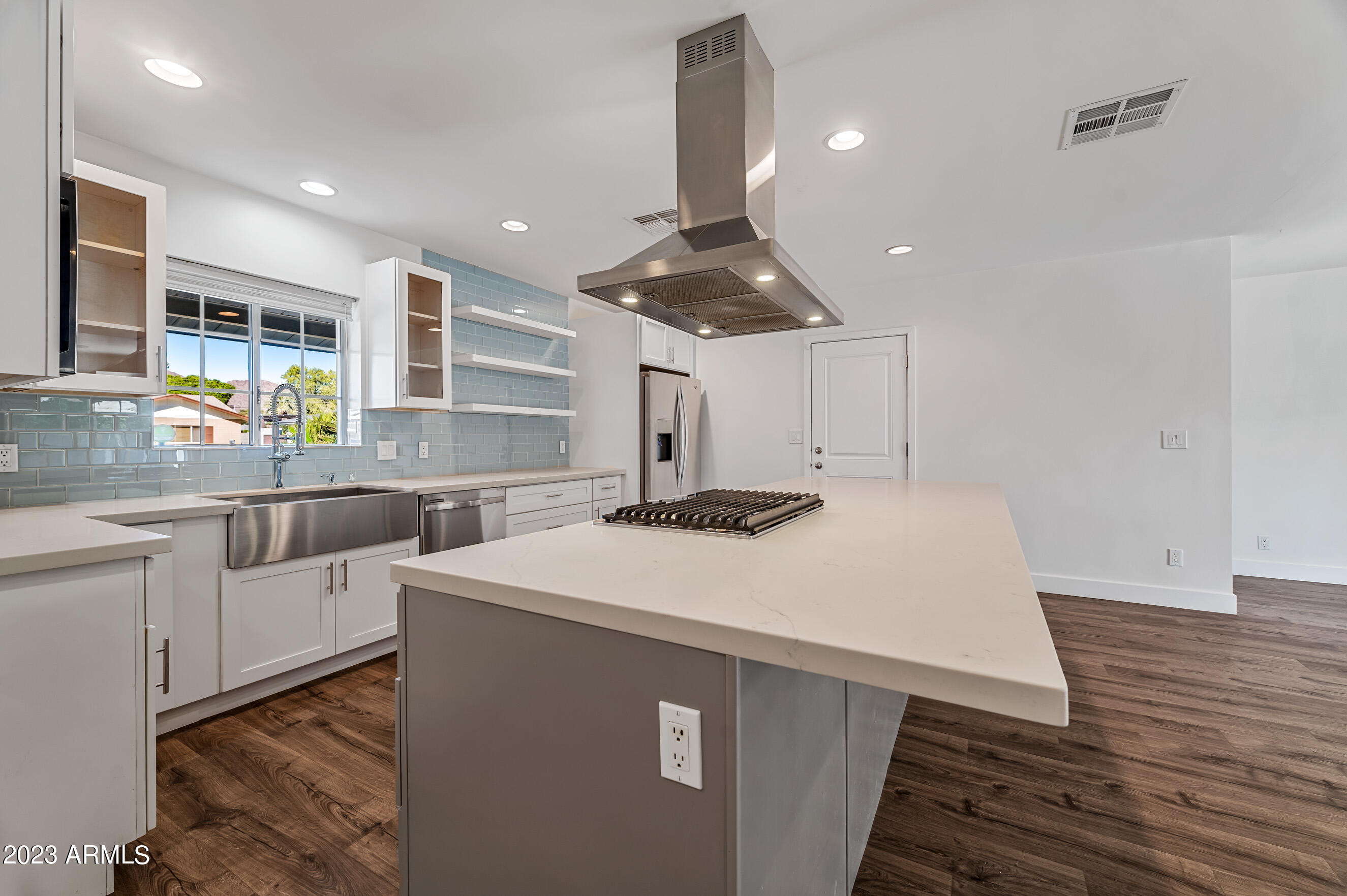 5139 E VERDE Lane