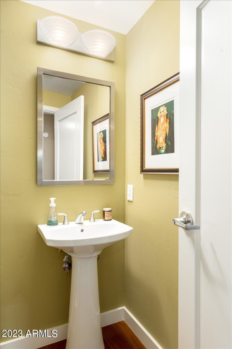 310 S 4th Street Unit: 1206