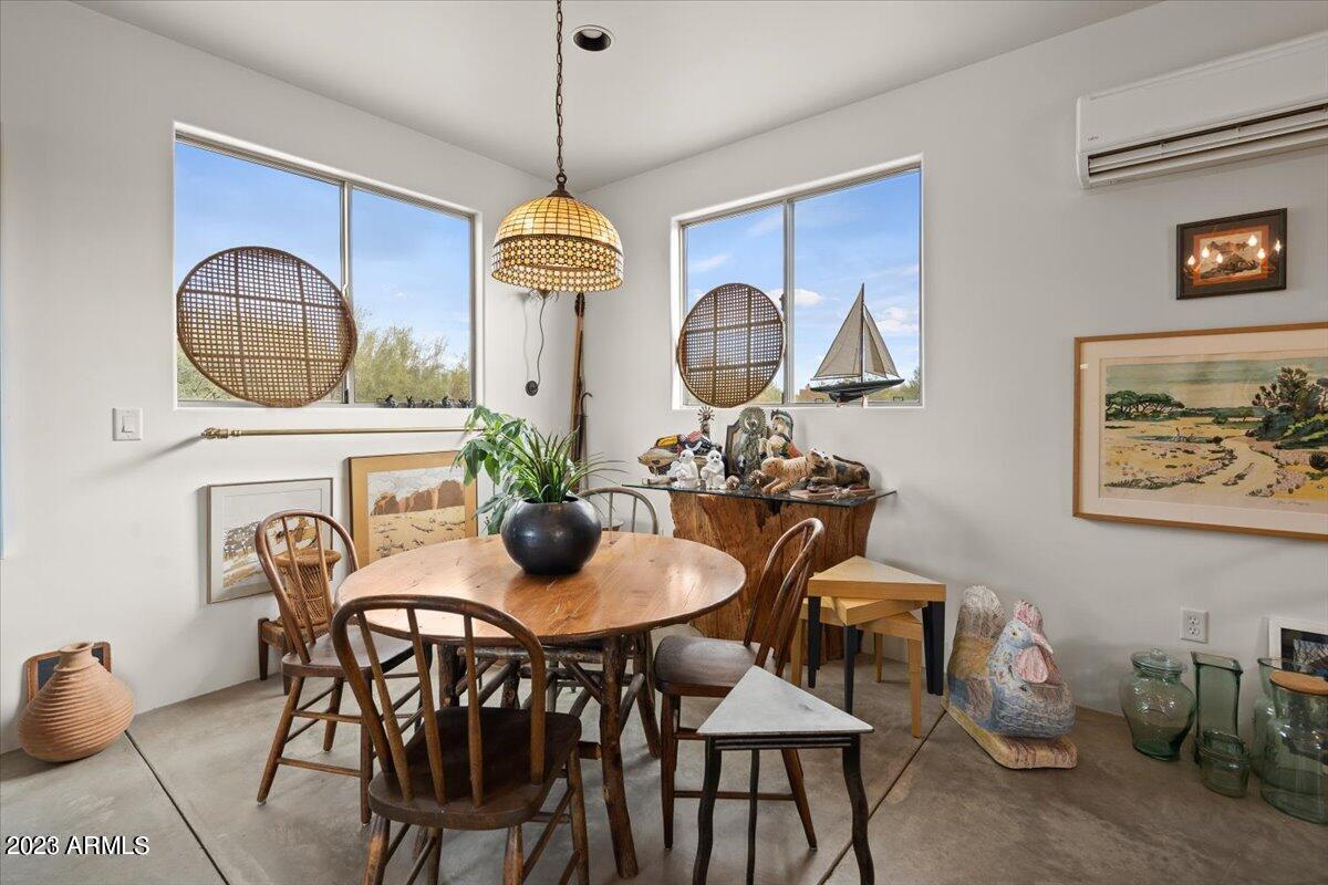 6437 E LONESOME Trail