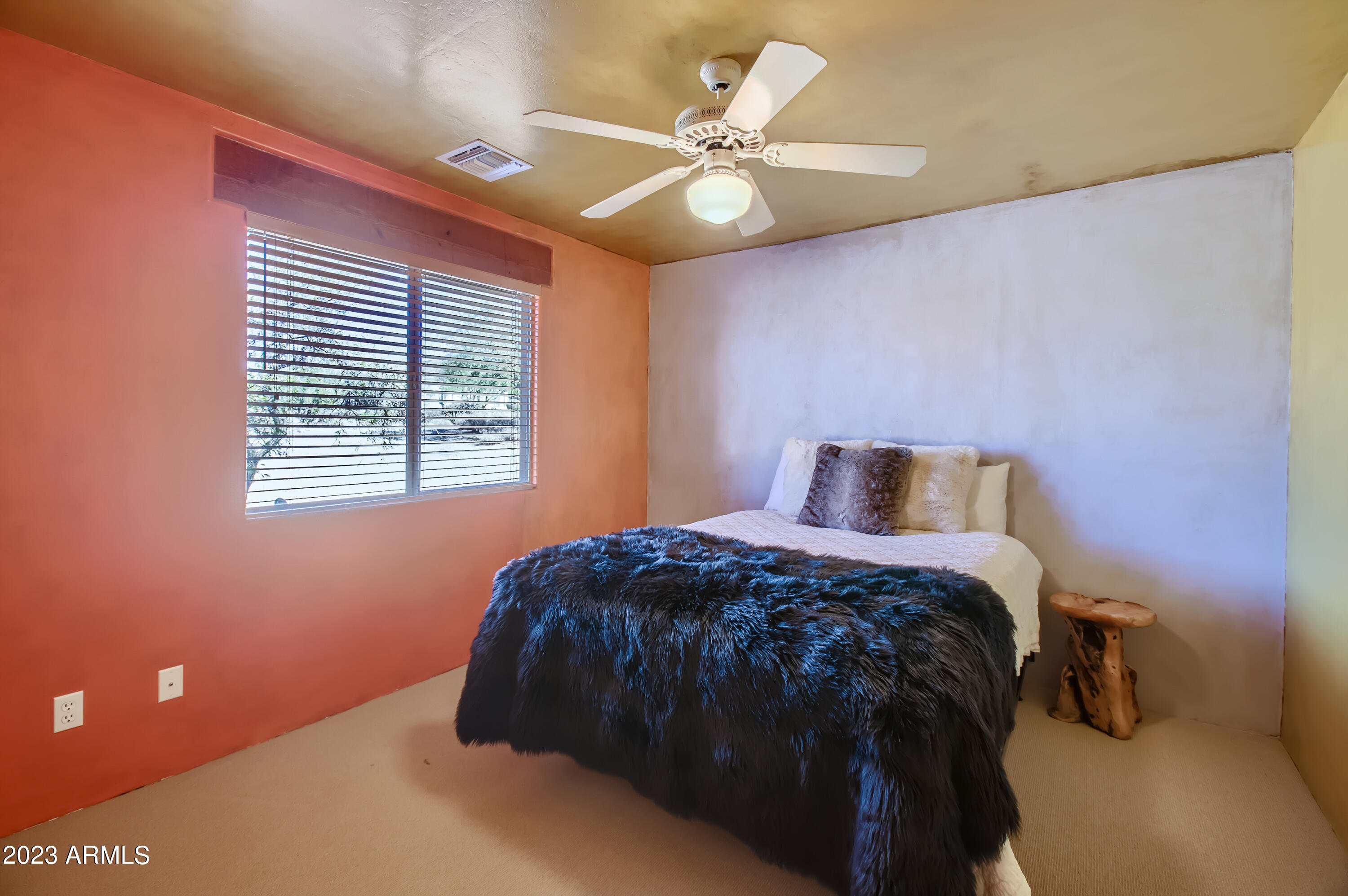 6437 E LONESOME Trail