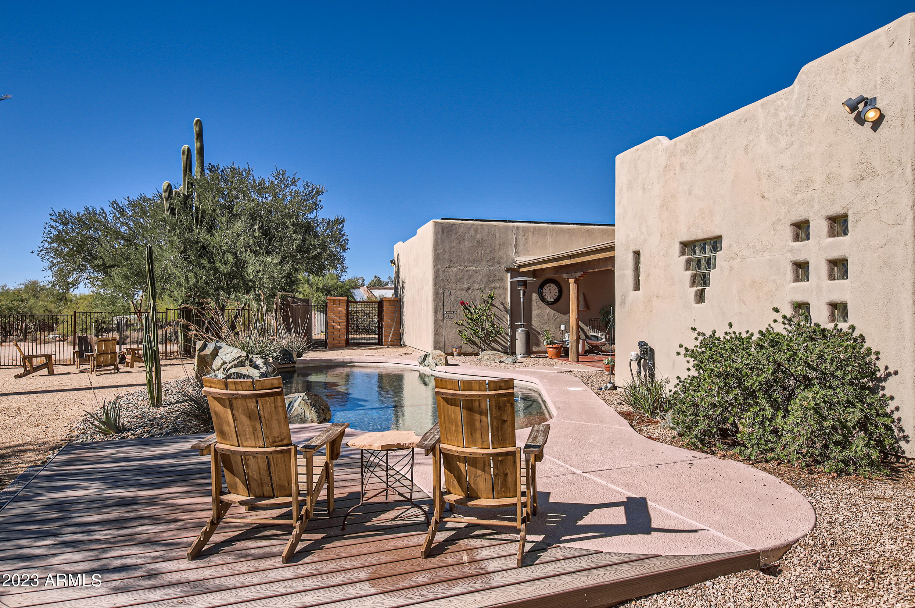 6437 E LONESOME Trail
