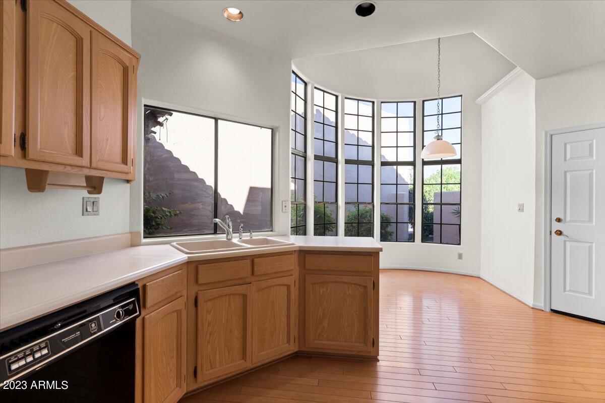 7955 E CHAPARRAL Road Unit: 44