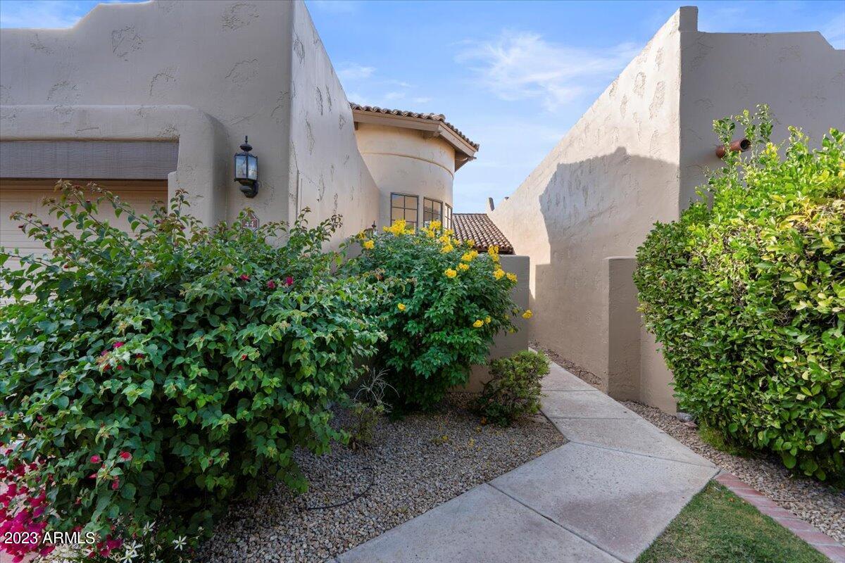 7955 E CHAPARRAL Road Unit: 44