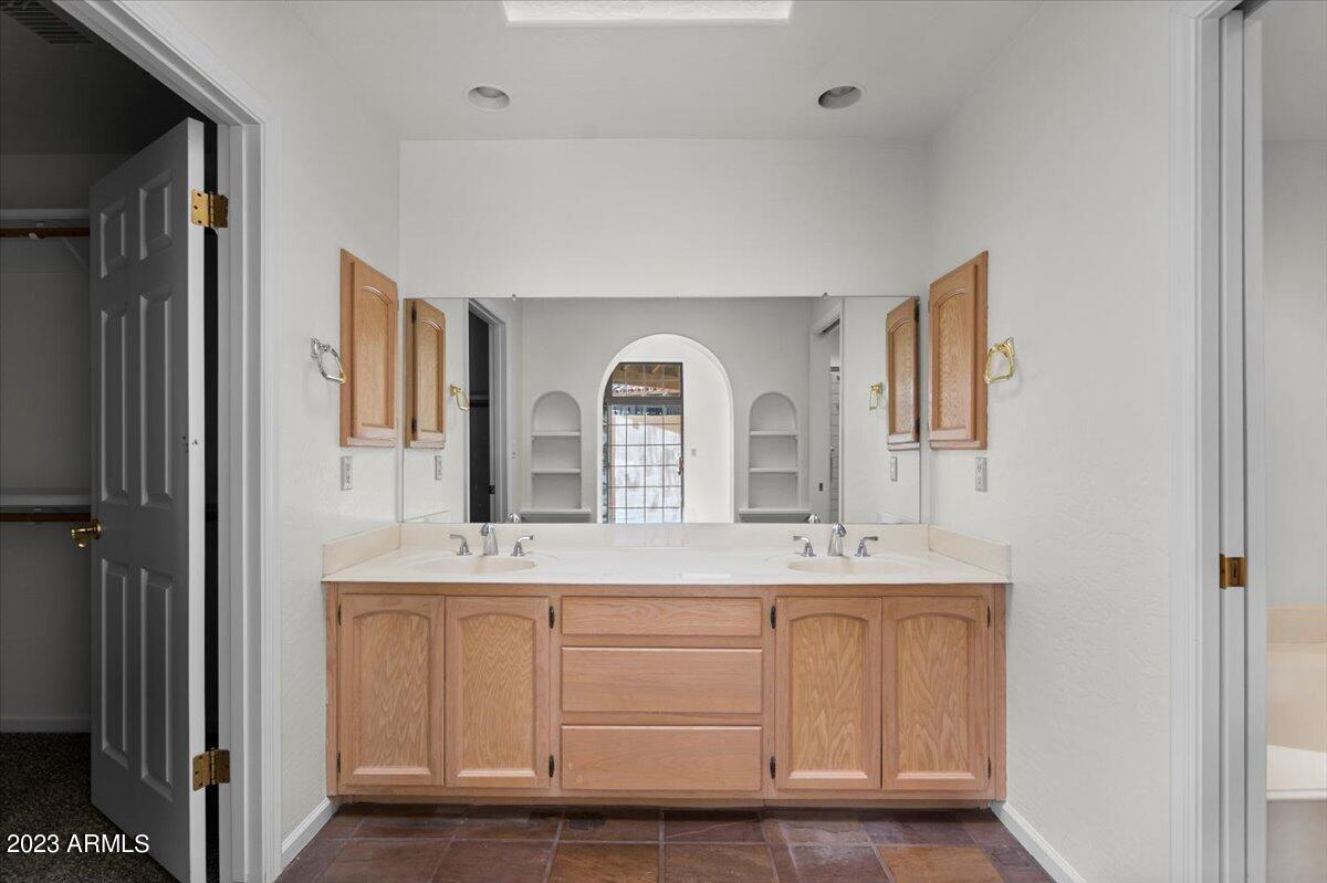 7955 E CHAPARRAL Road Unit: 44