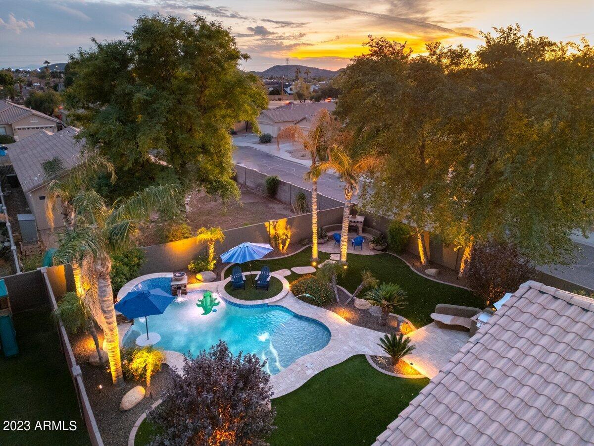 4053 W HACKAMORE Drive