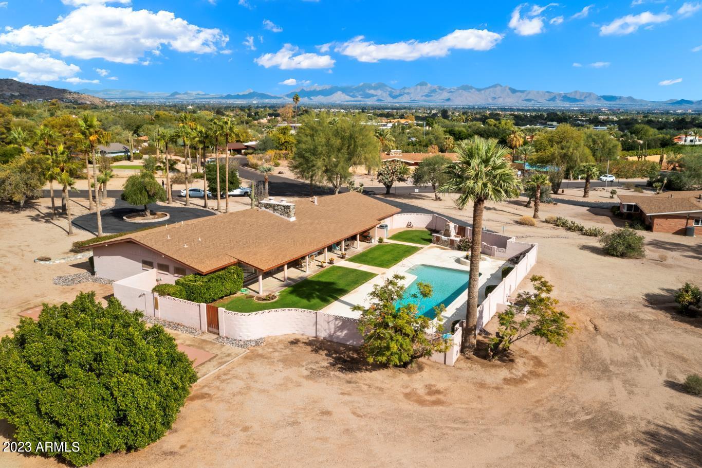 6323 E SAGE Drive