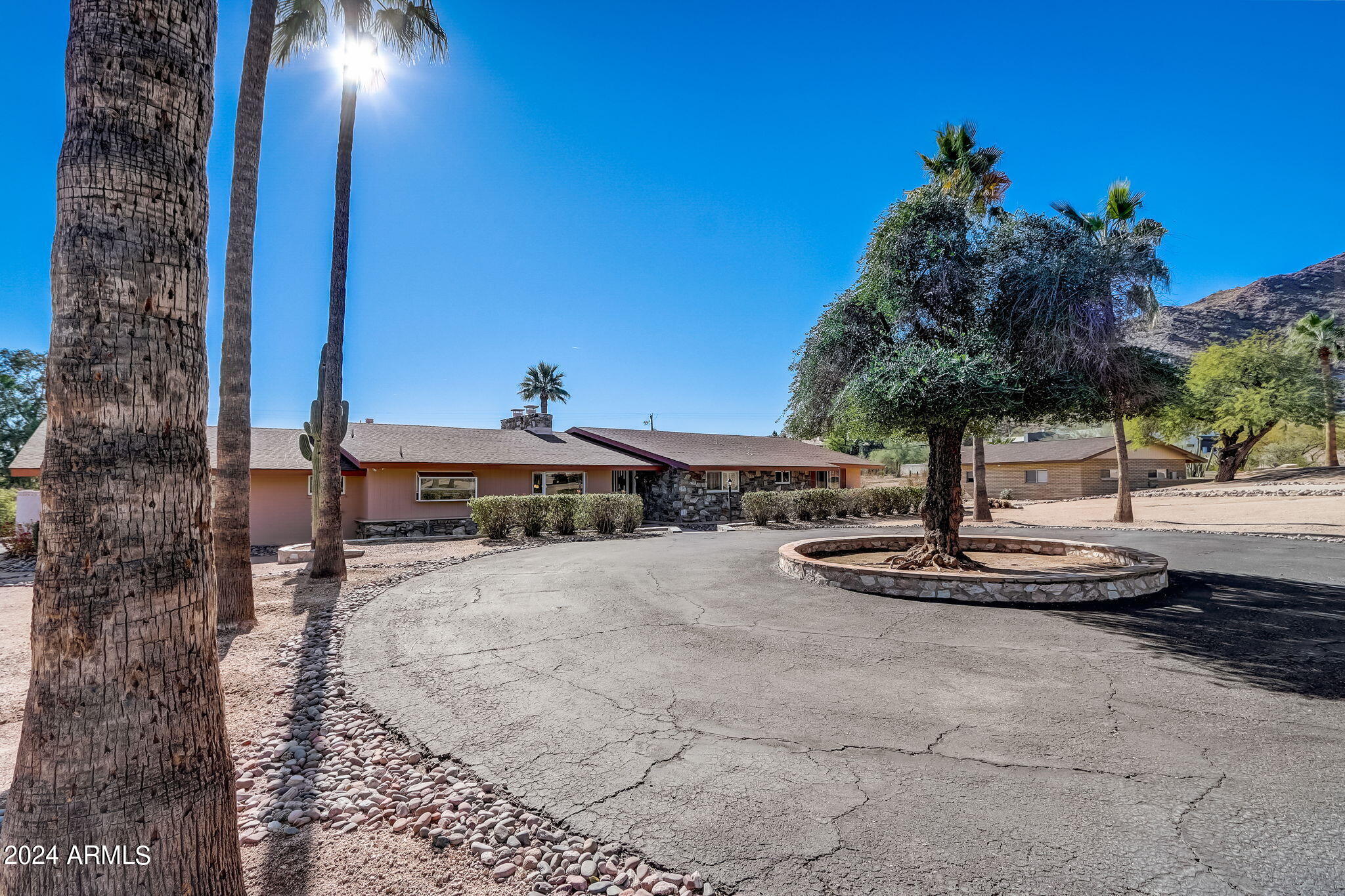 6323 E SAGE Drive