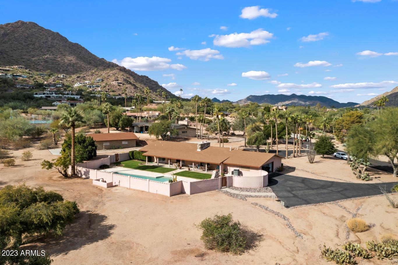 6323 E SAGE Drive