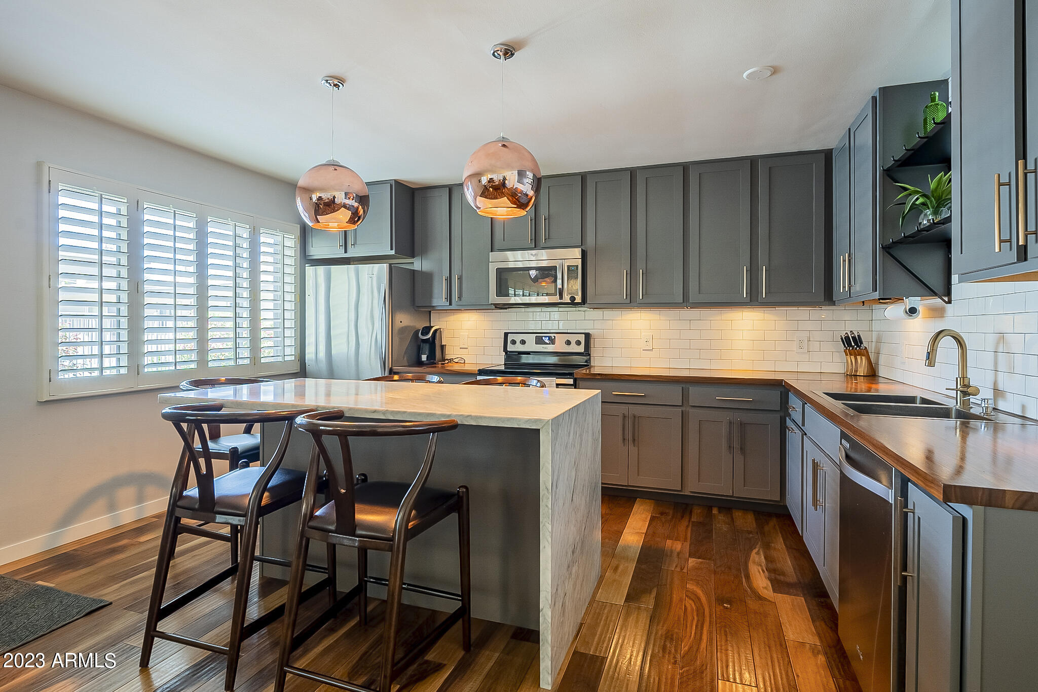 6805 E 2ND Street Unit: 3