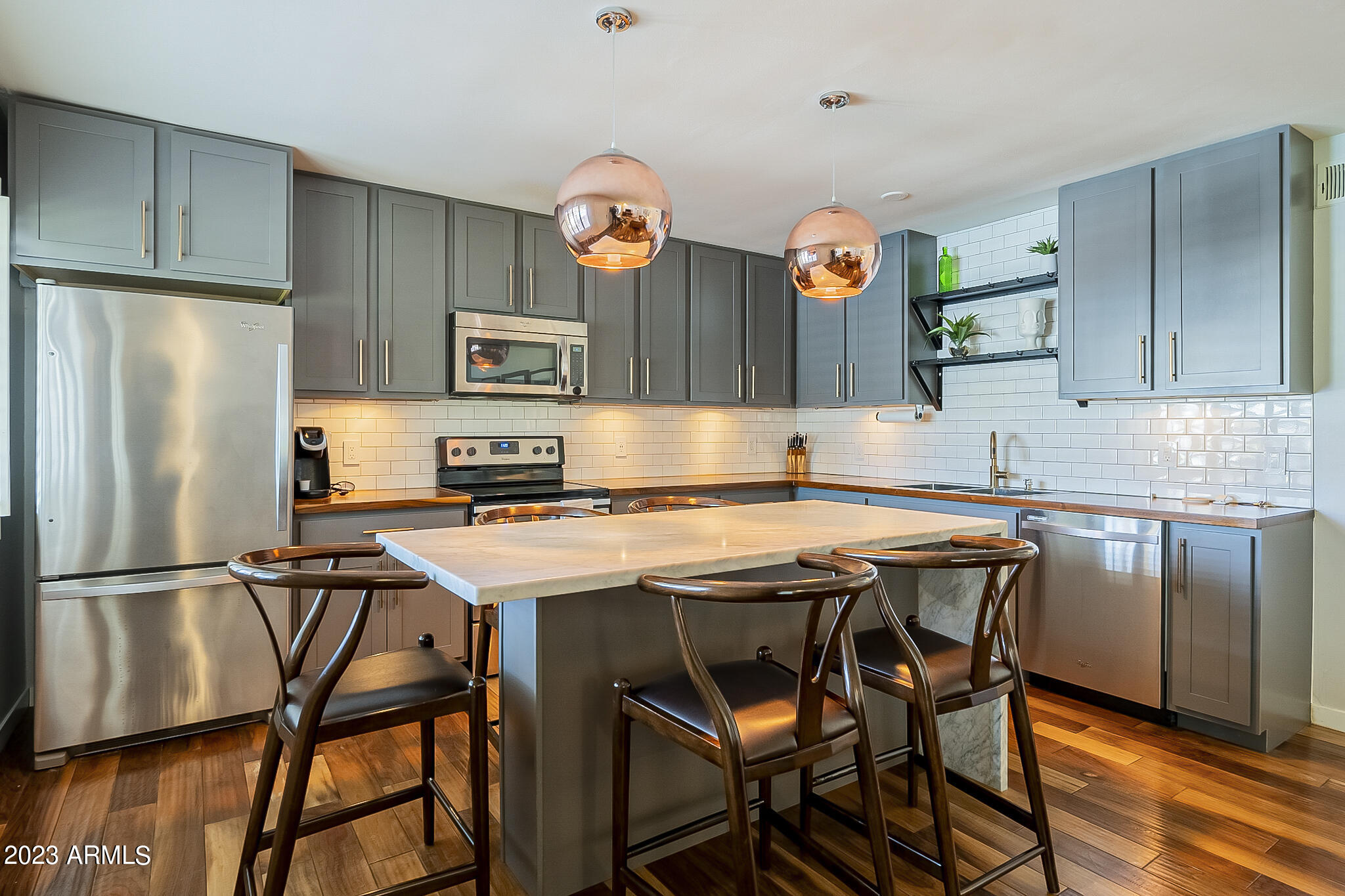 6805 E 2ND Street Unit: 3