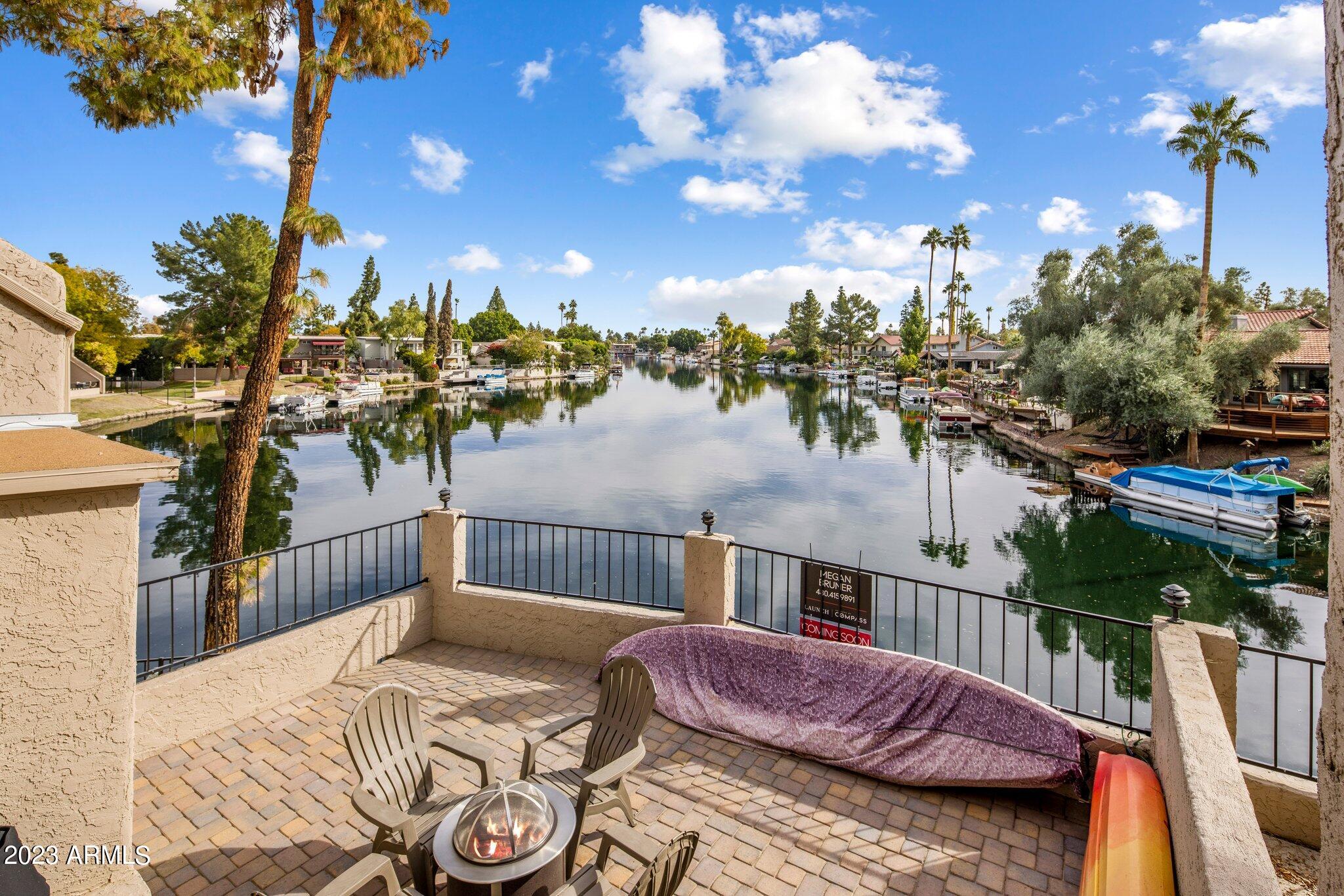 1203 E NORTHSHORE Drive Unit: 131