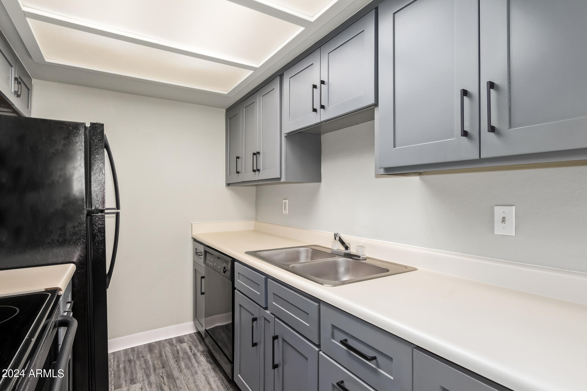 286 W PALOMINO Drive Unit: 19