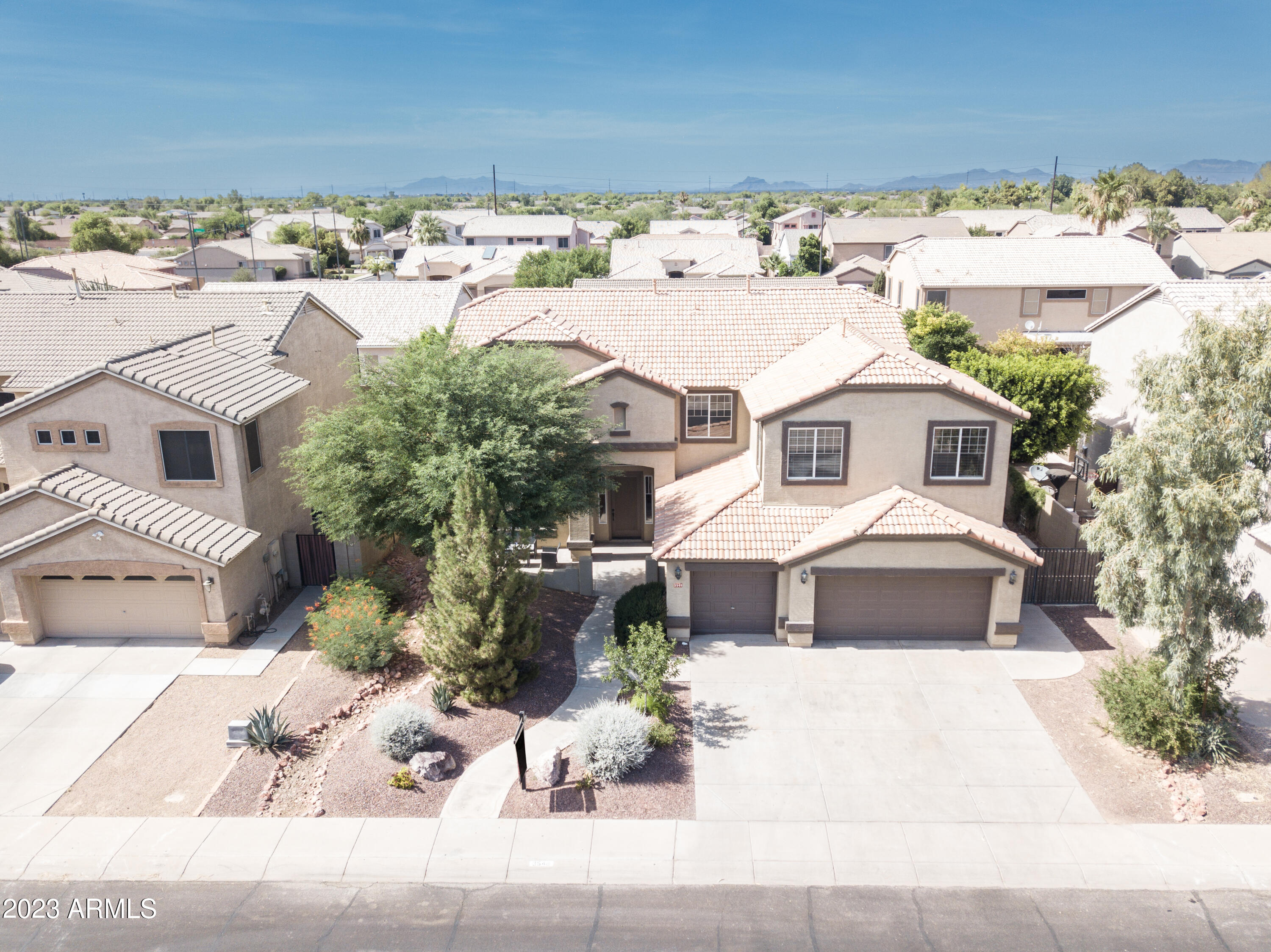 3548 E WYATT Way