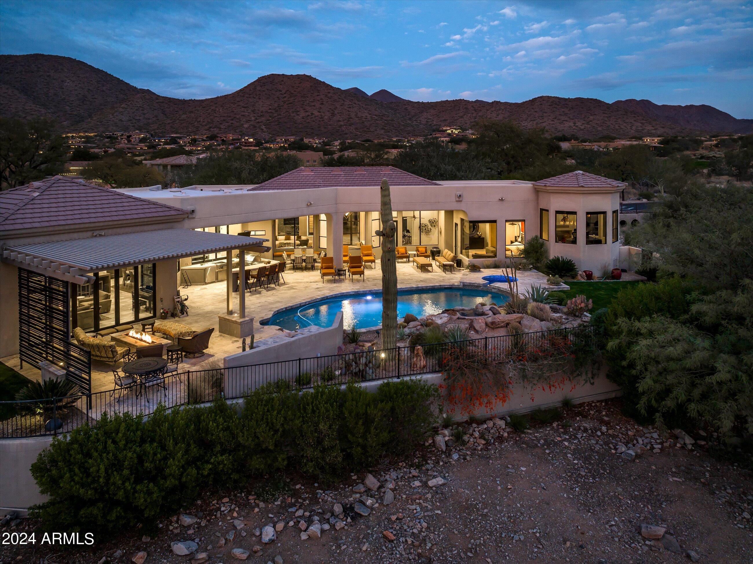 11639 E PARADISE Drive
