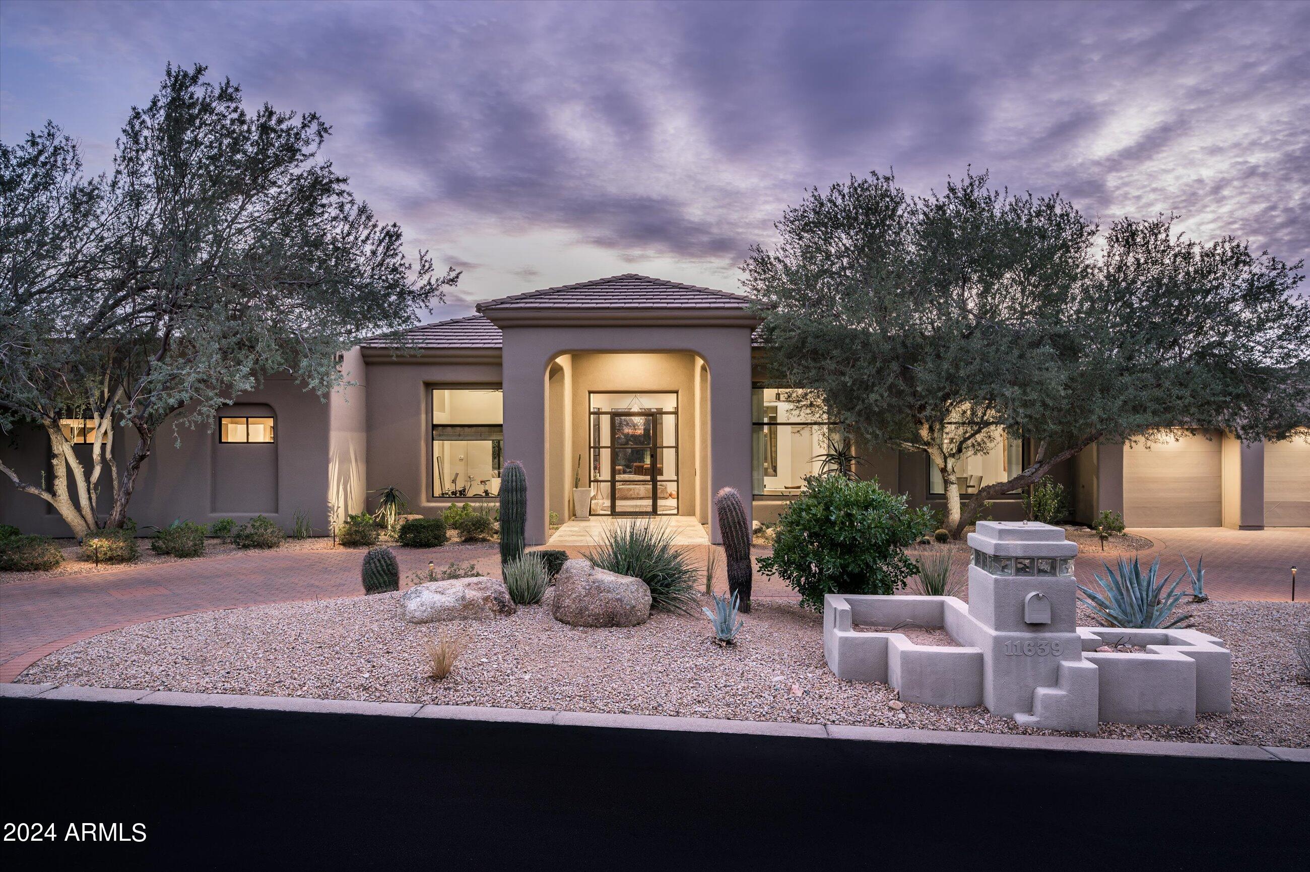 11639 E PARADISE Drive