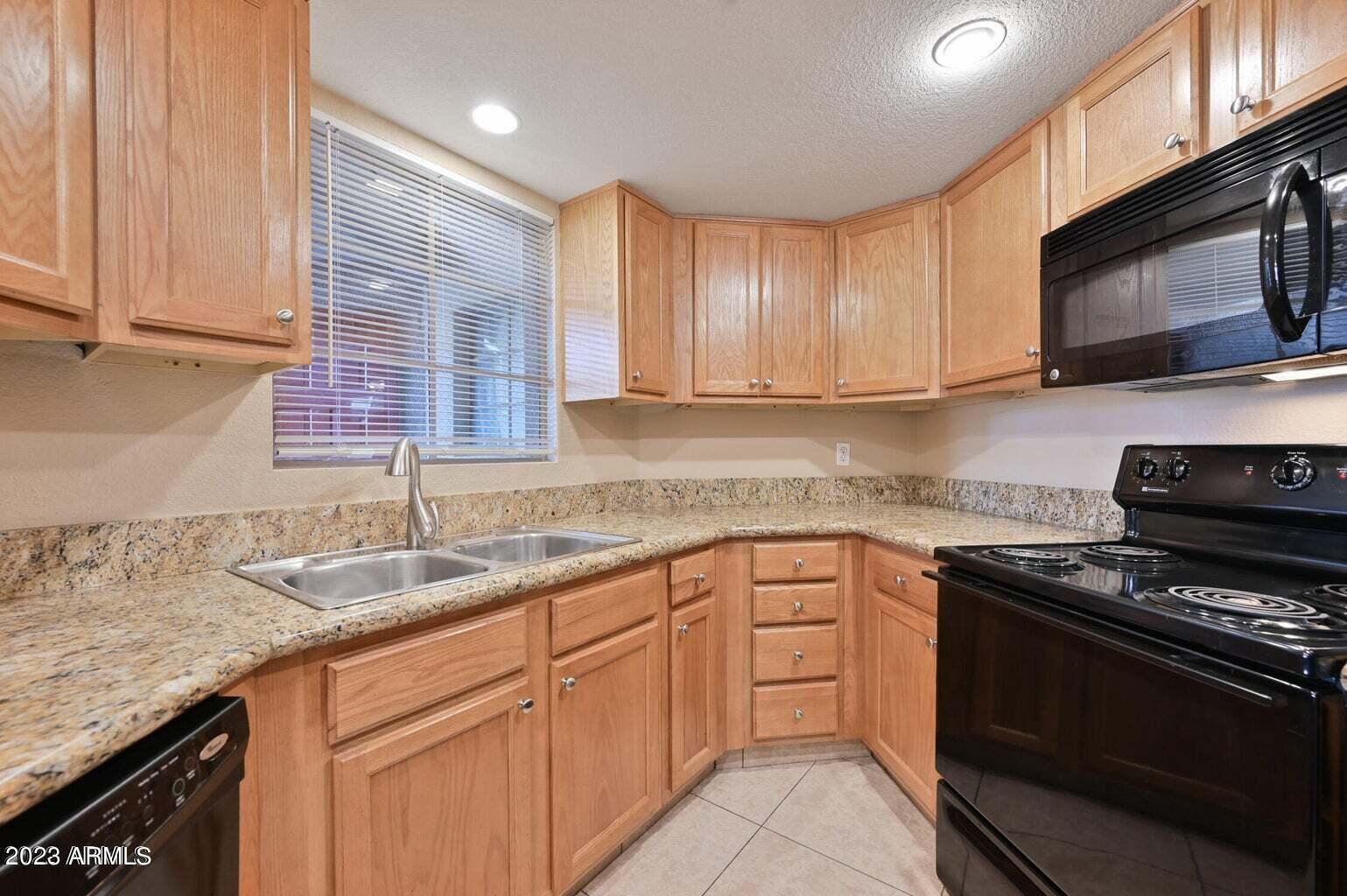 4850 E DESERT COVE Avenue Unit: 111