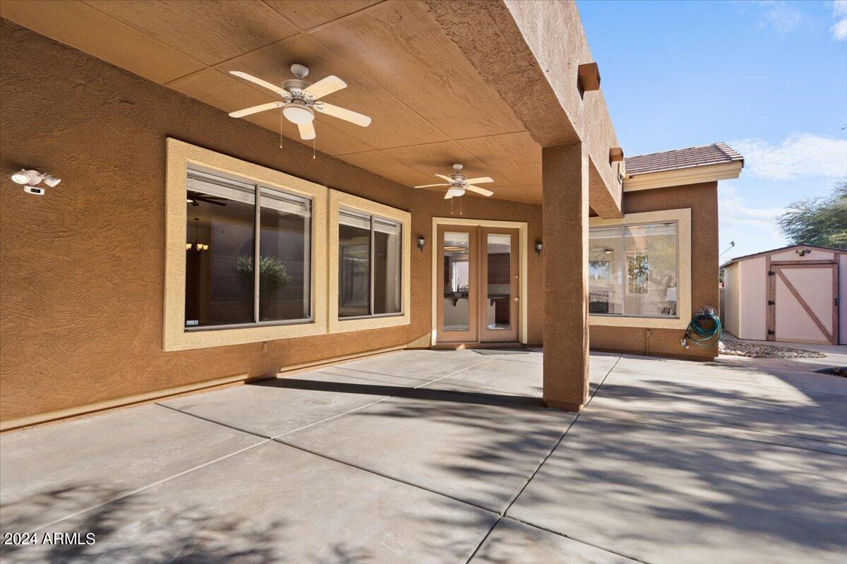2603 E ACOMA Drive