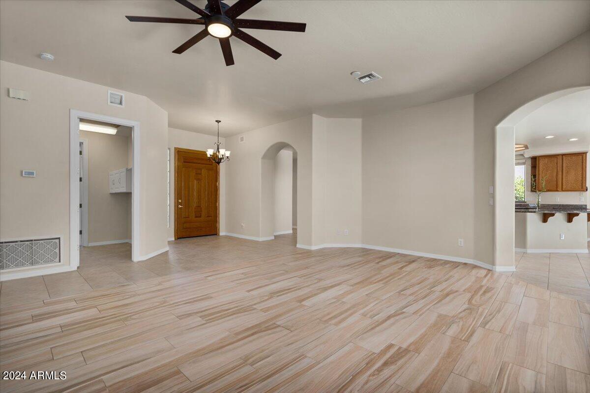 2603 E ACOMA Drive