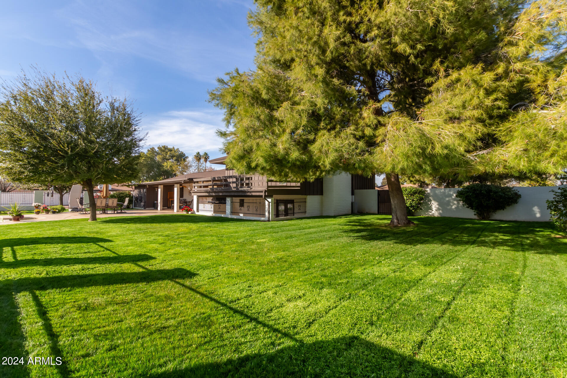 721 E BARBARITA Avenue