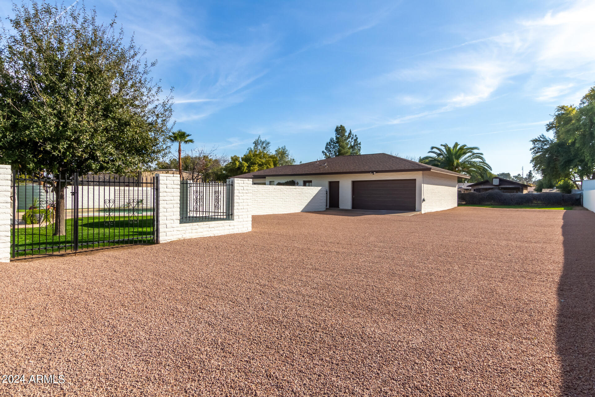 721 E BARBARITA Avenue