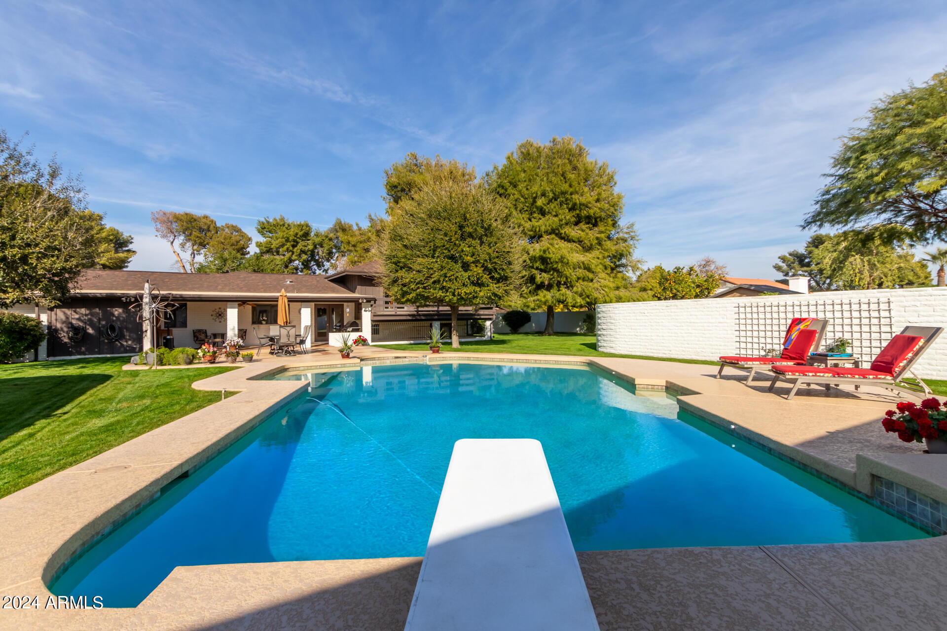 721 E BARBARITA Avenue