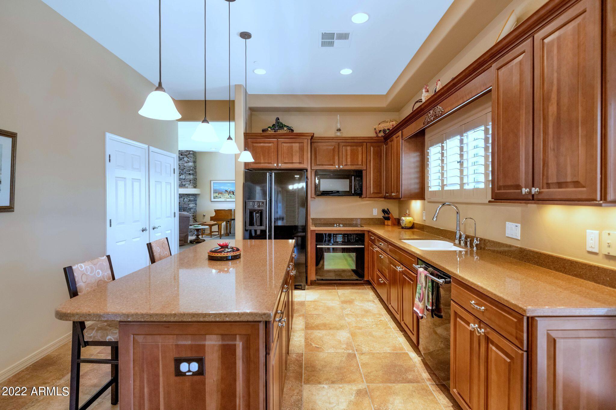 5839 E INDIAN SCHOOL Road