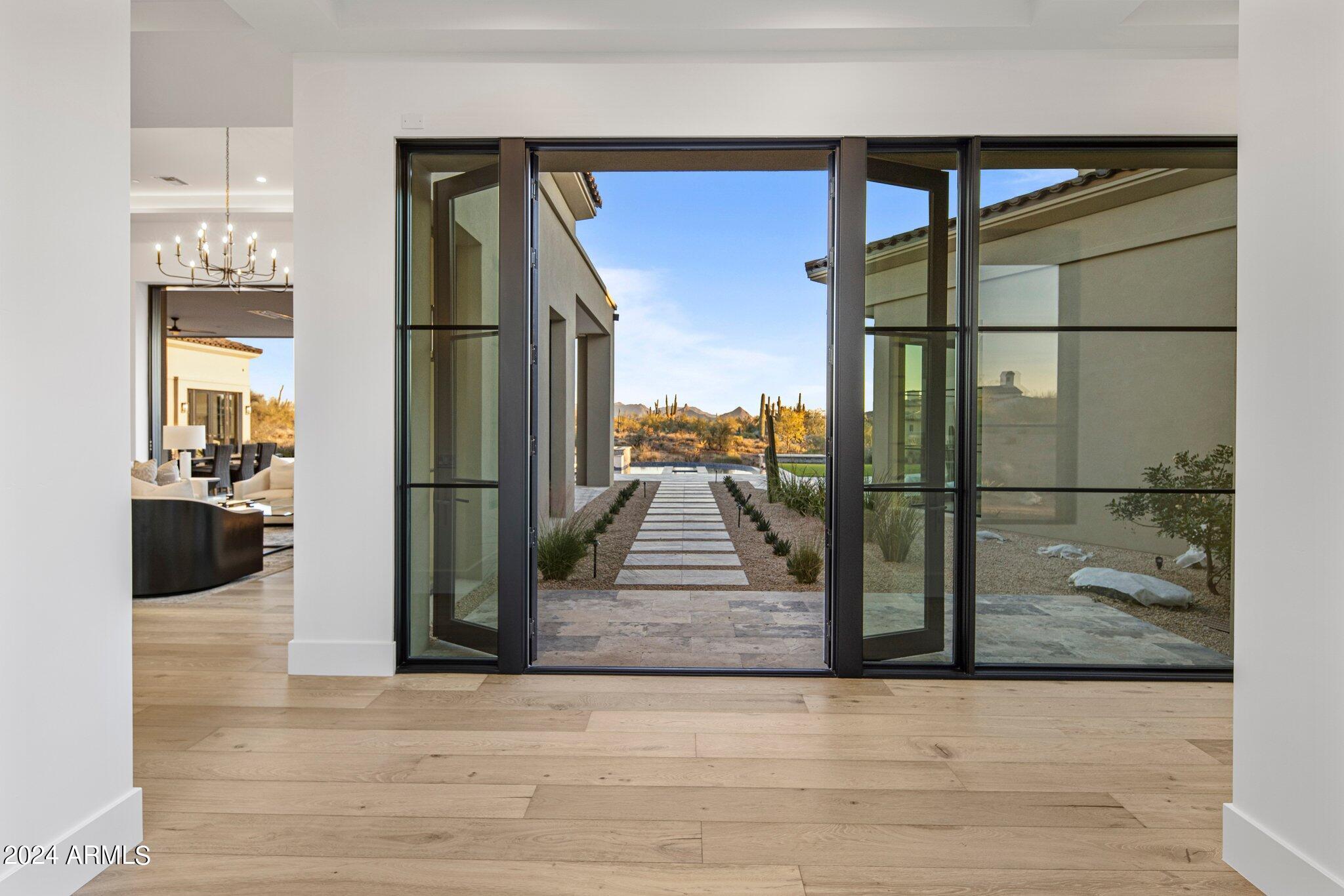 8491 E WHISPER ROCK Trail