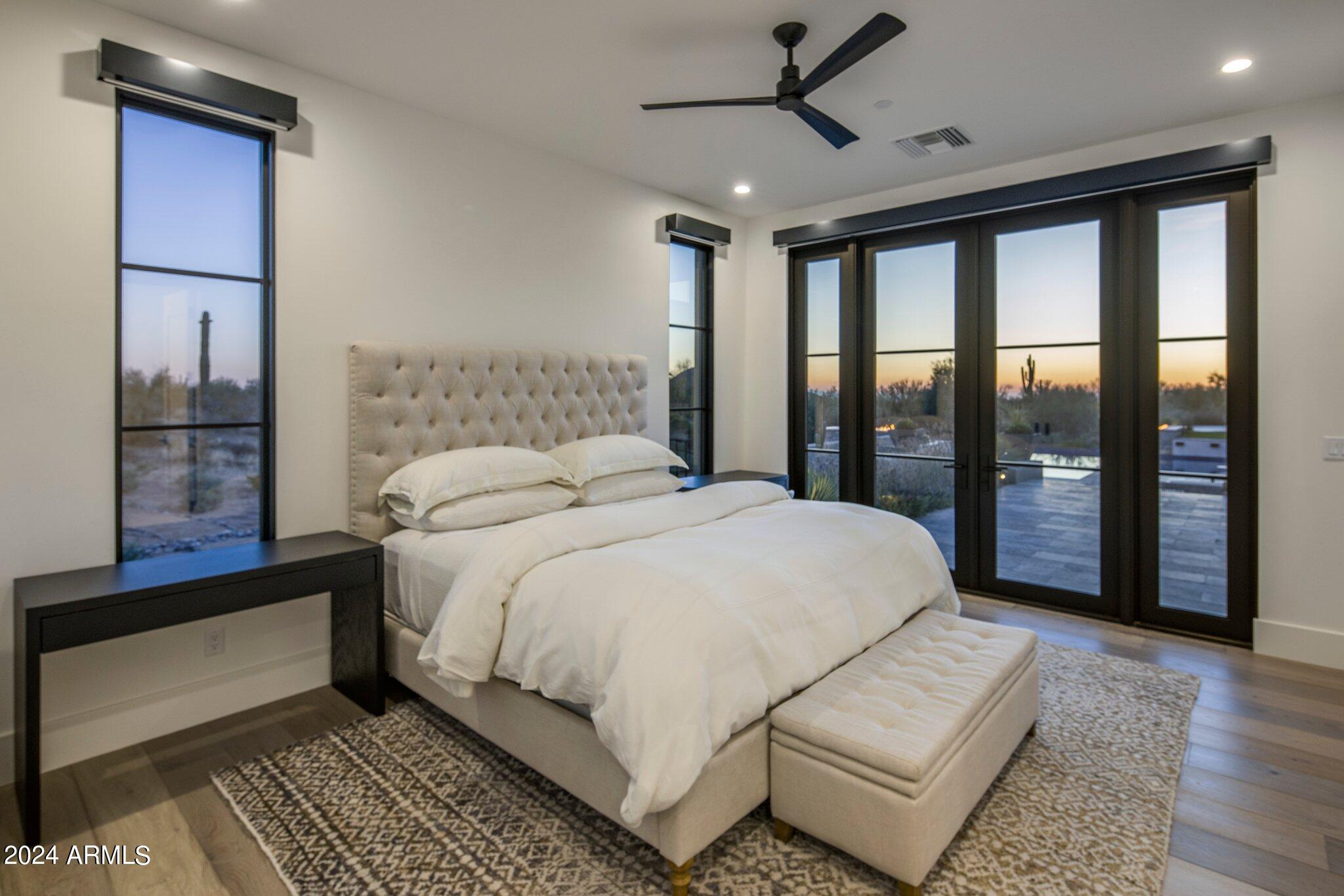 8491 E WHISPER ROCK Trail