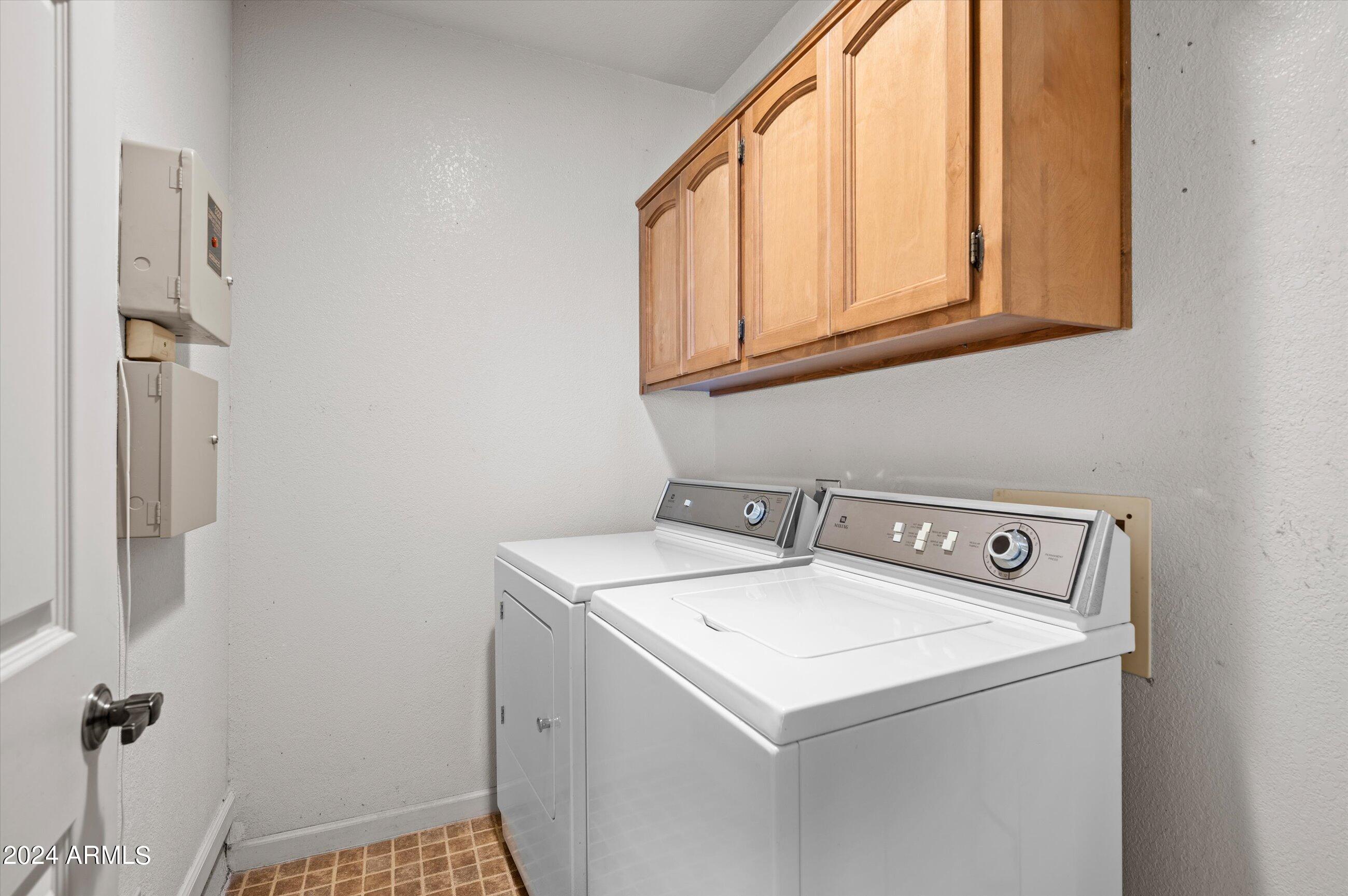 2626 E ARIZONA BILTMORE Circle Unit: 16